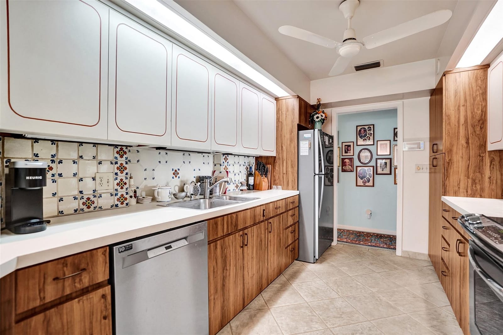 2417 NW 6th Avenue, Wilton Manors, FL 33311 photo 13