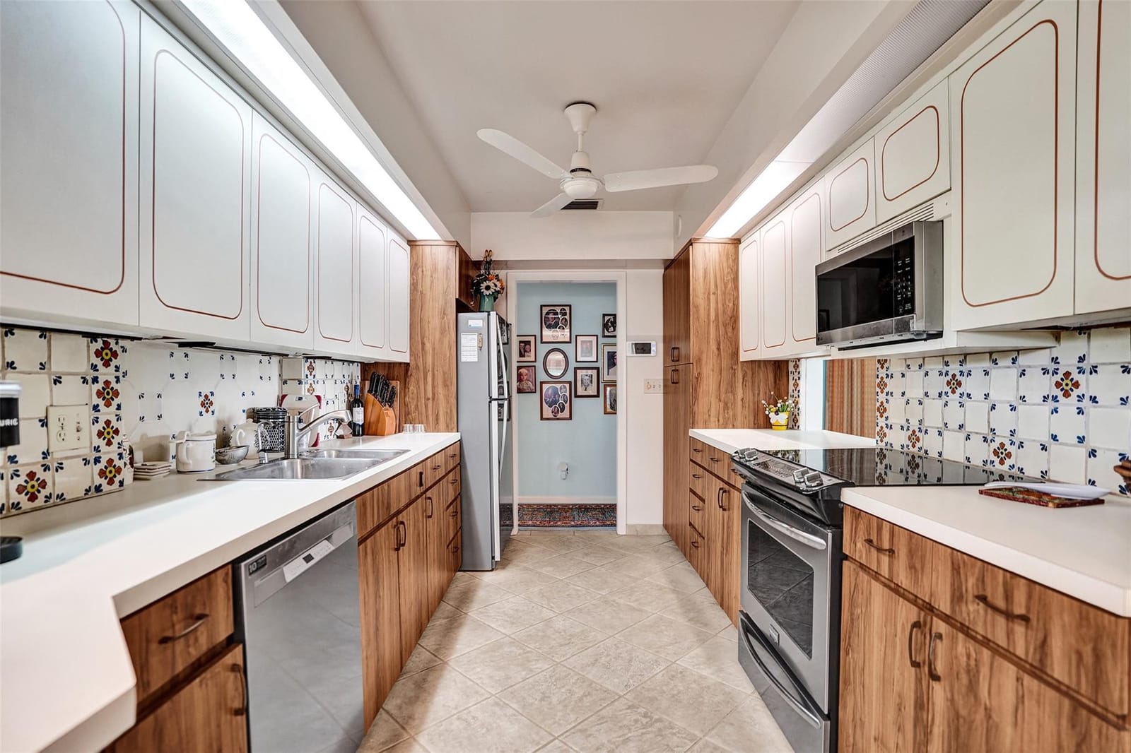 2417 NW 6th Avenue, Wilton Manors, FL 33311 photo 14