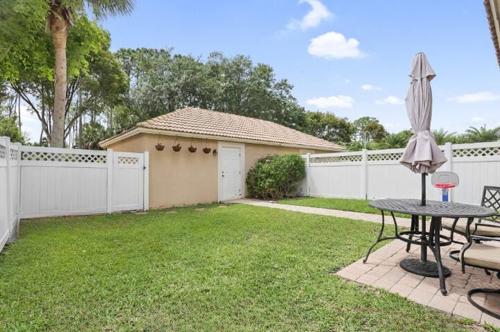 8080 Murano Circle, Palm Beach Gardens, FL 33418 photo 14