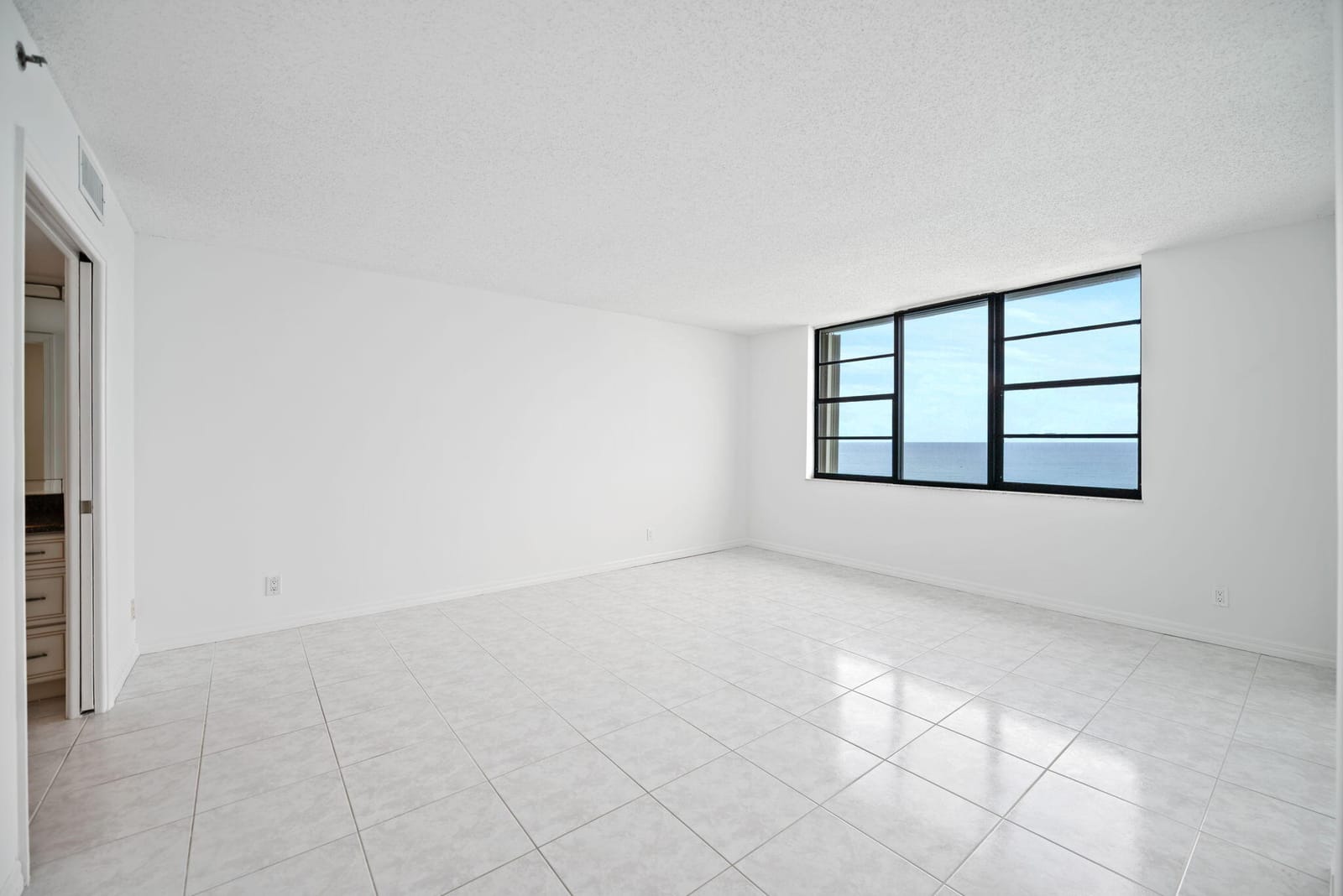 840 Ocean Drive 1005, Juno Beach, FL 33408 photo 16