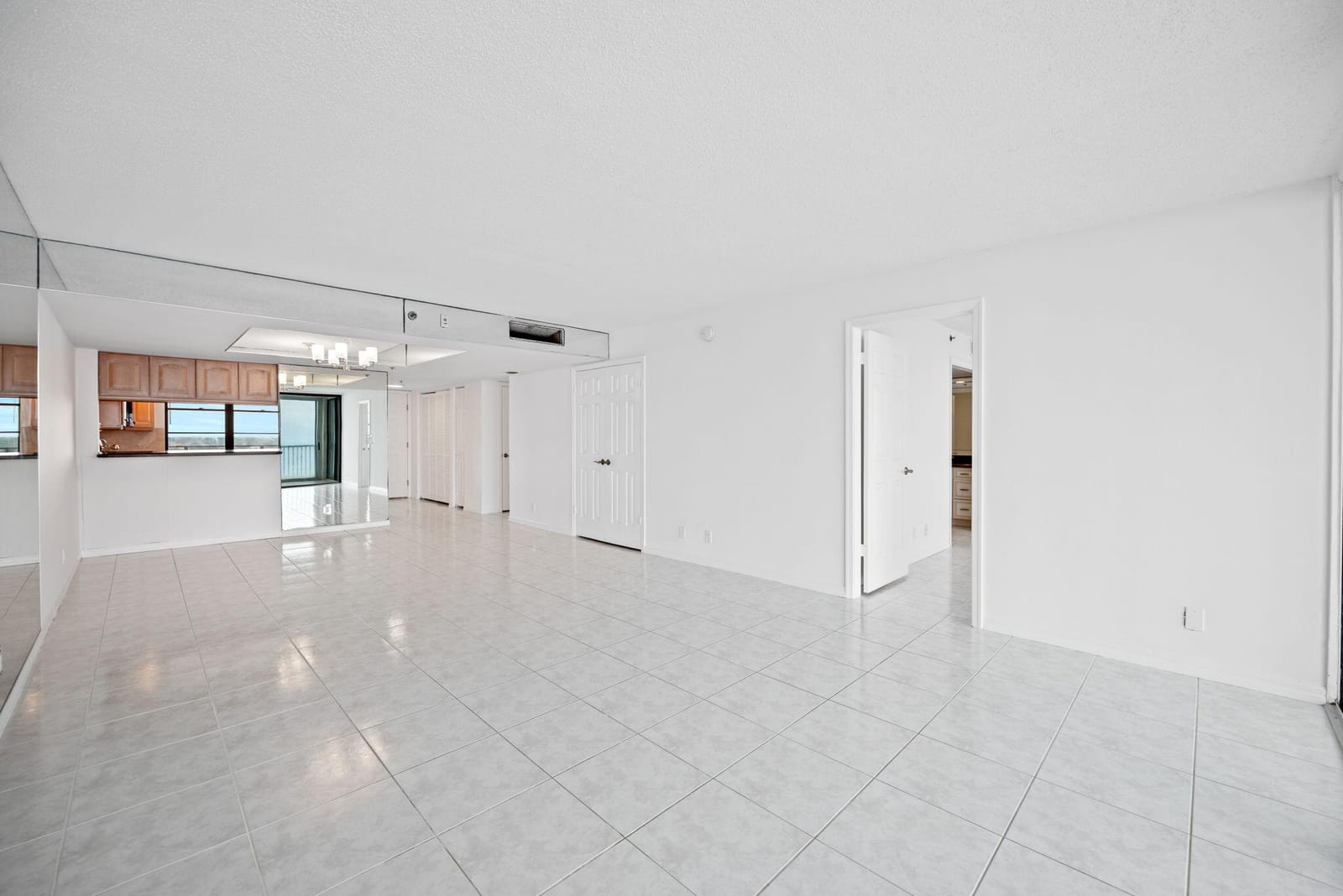 840 Ocean Drive 1005, Juno Beach, FL 33408 photo 9