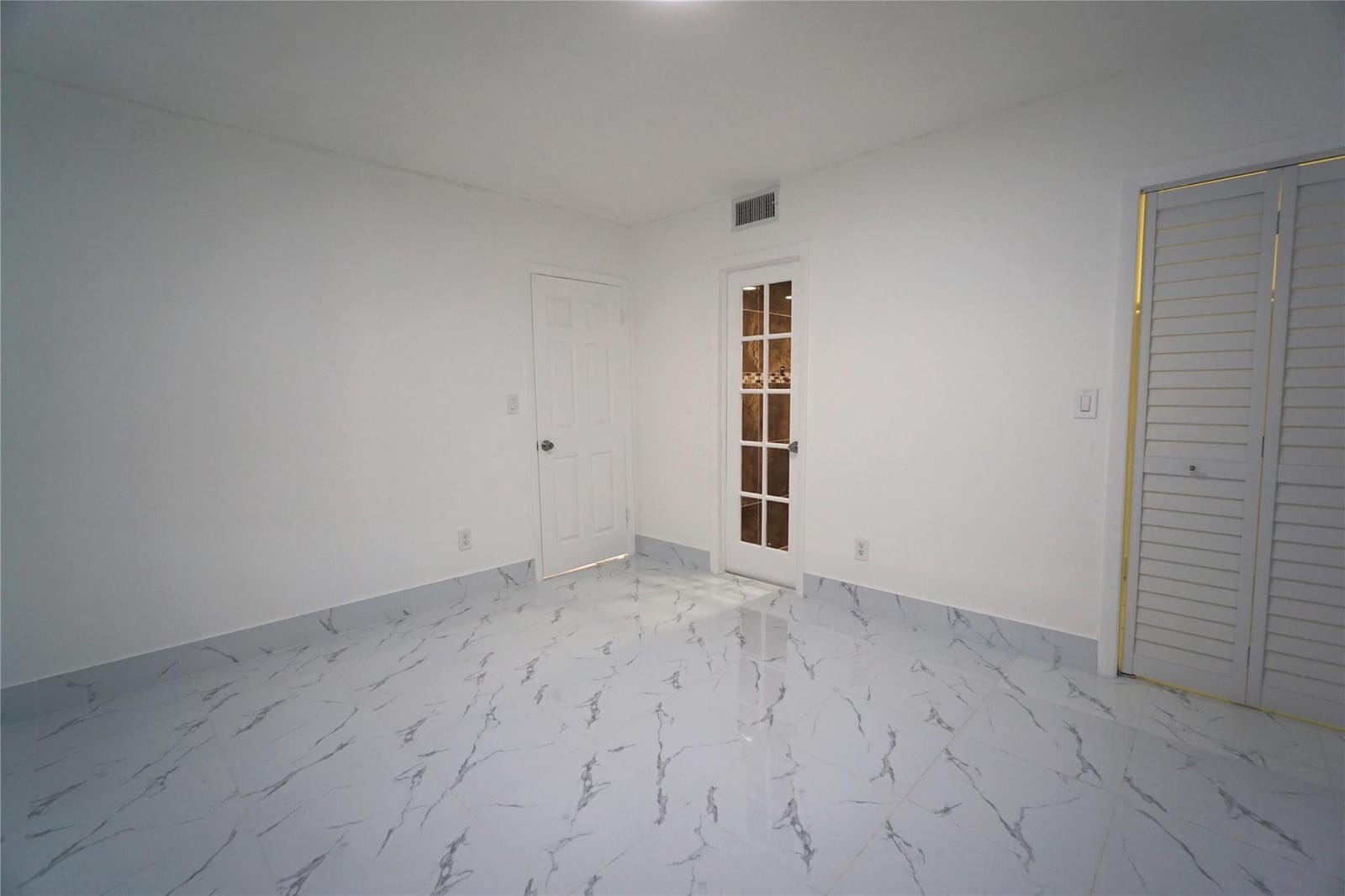 1035 W 77th Street 208, Hialeah, FL 33014 photo 27