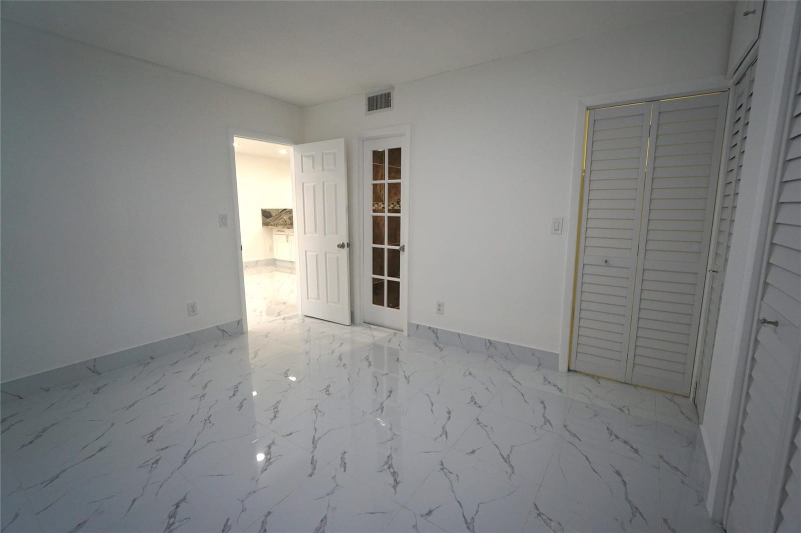 1035 W 77th Street 208, Hialeah, FL 33014 photo 28