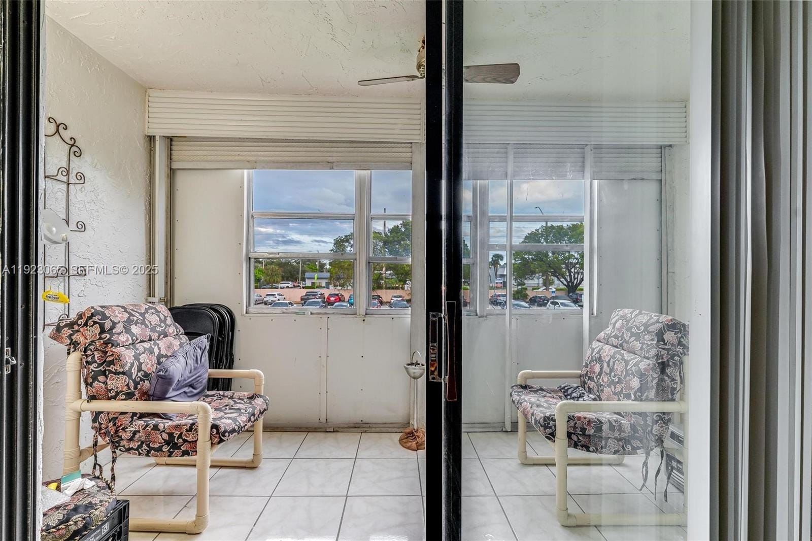2840 Somerset Drive 207M — photo 12