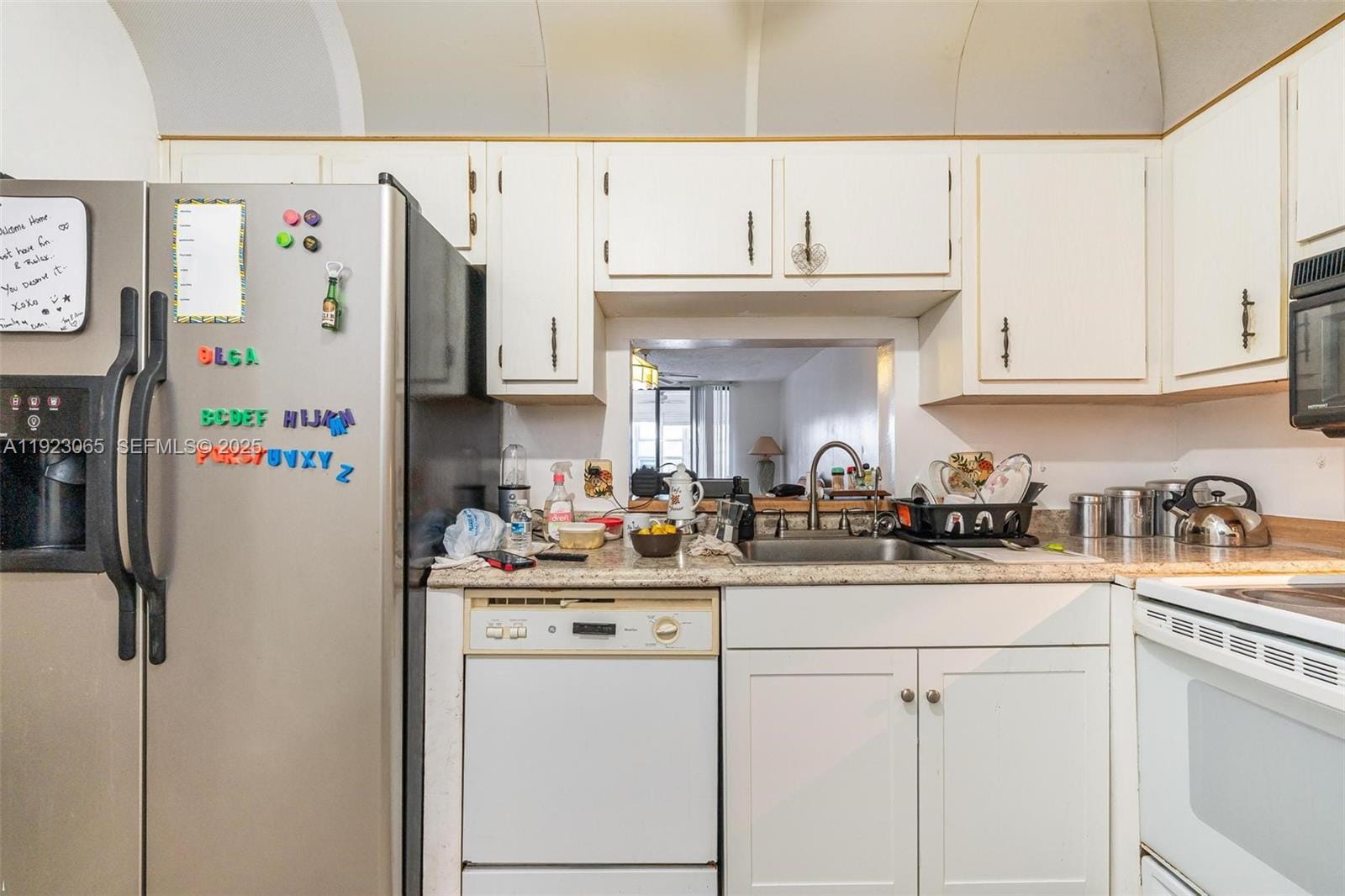 2840 Somerset Drive 207M — photo 6