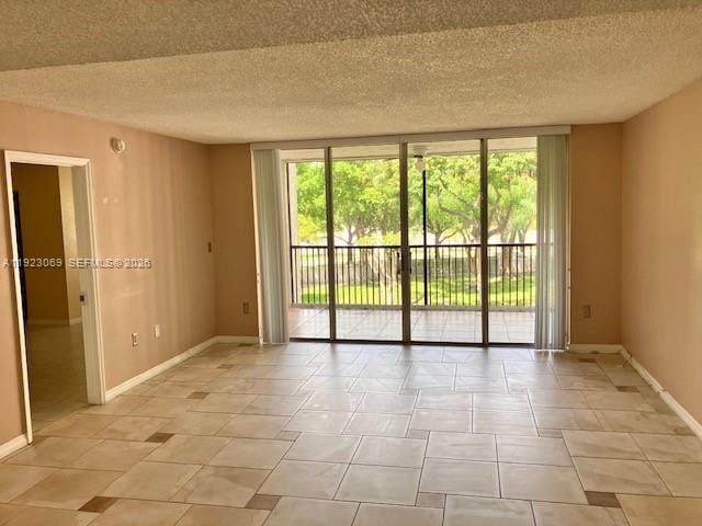 3910 Inverrary Boulevard 304-B — photo 12