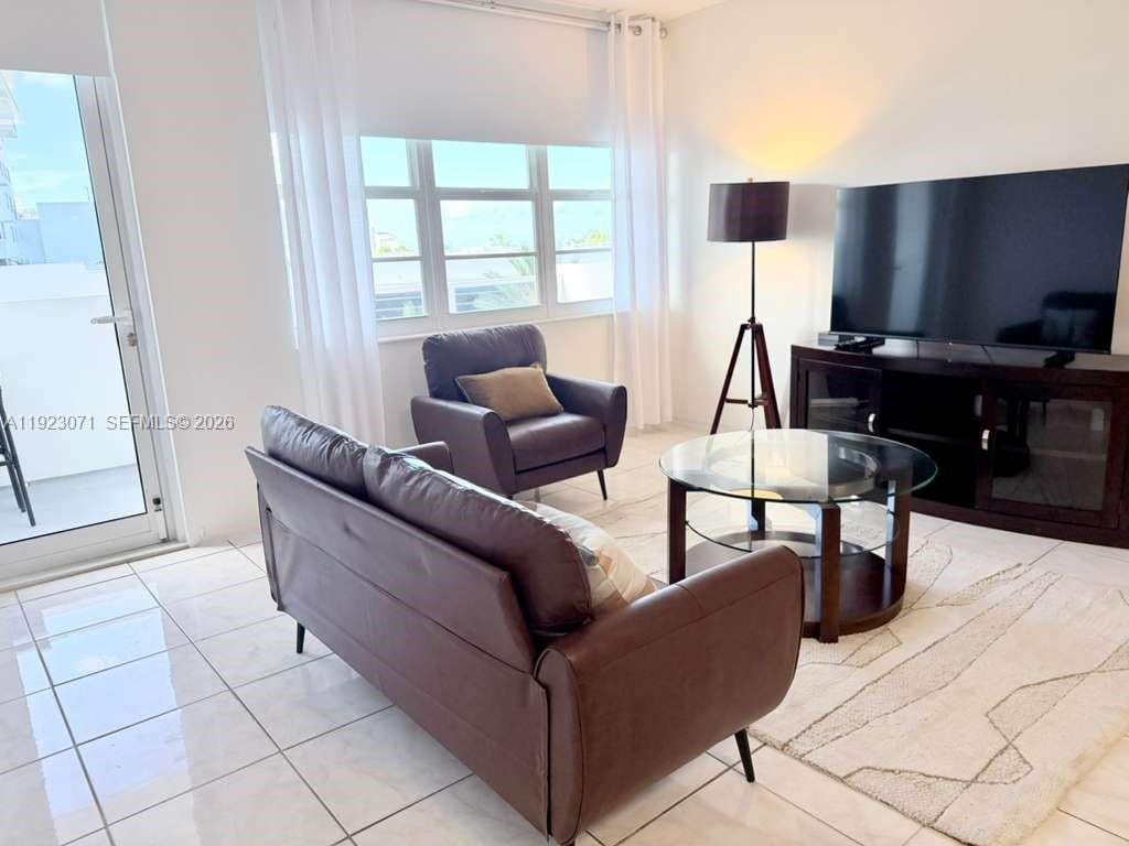 100 Lincoln Road 541 — photo 5