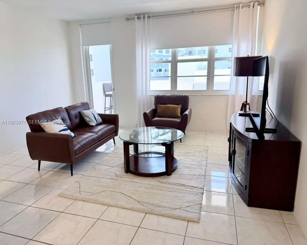 100 Lincoln Road 541 — photo 8