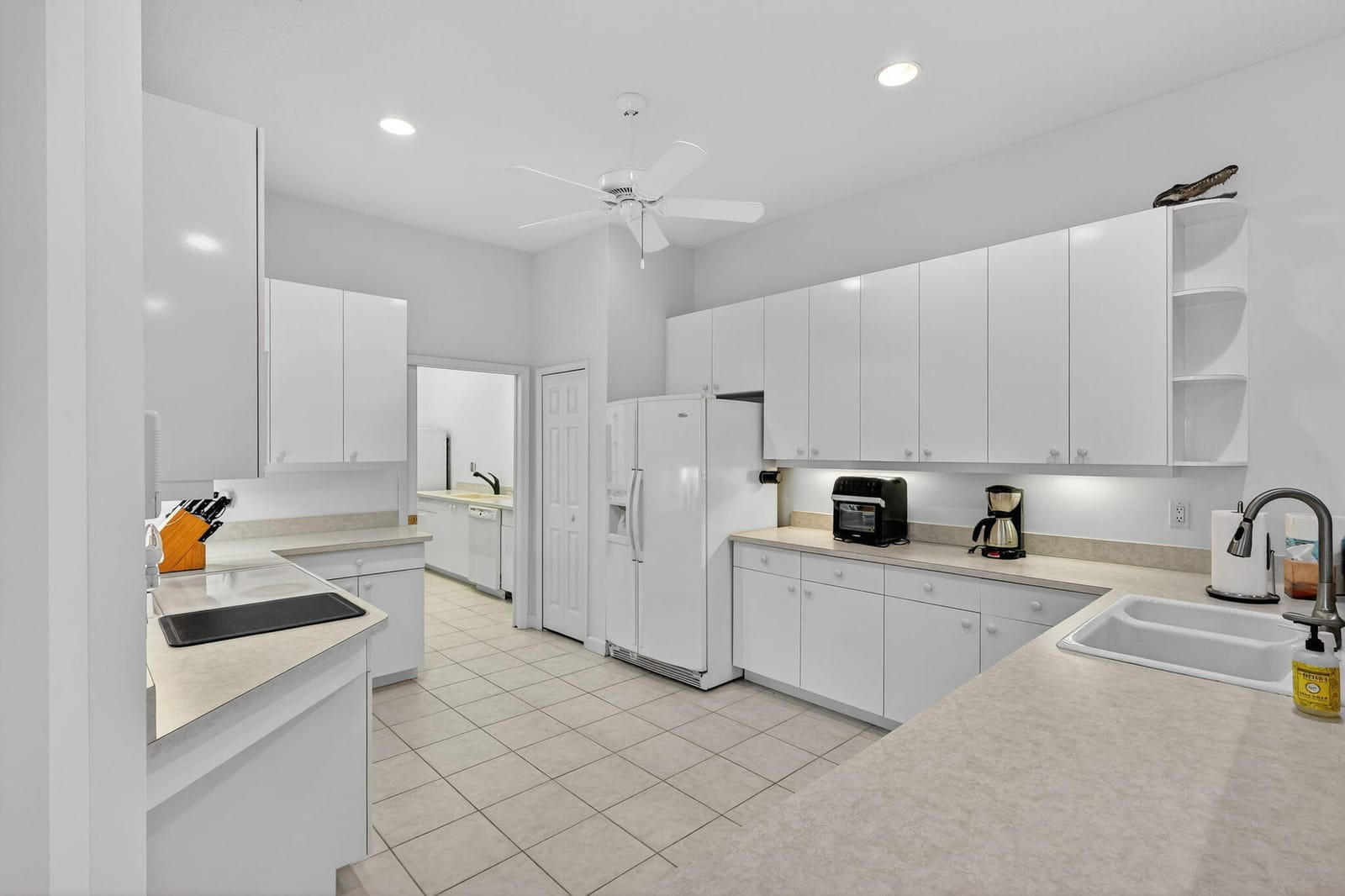 737 SW Great Exuma Cove — photo 12