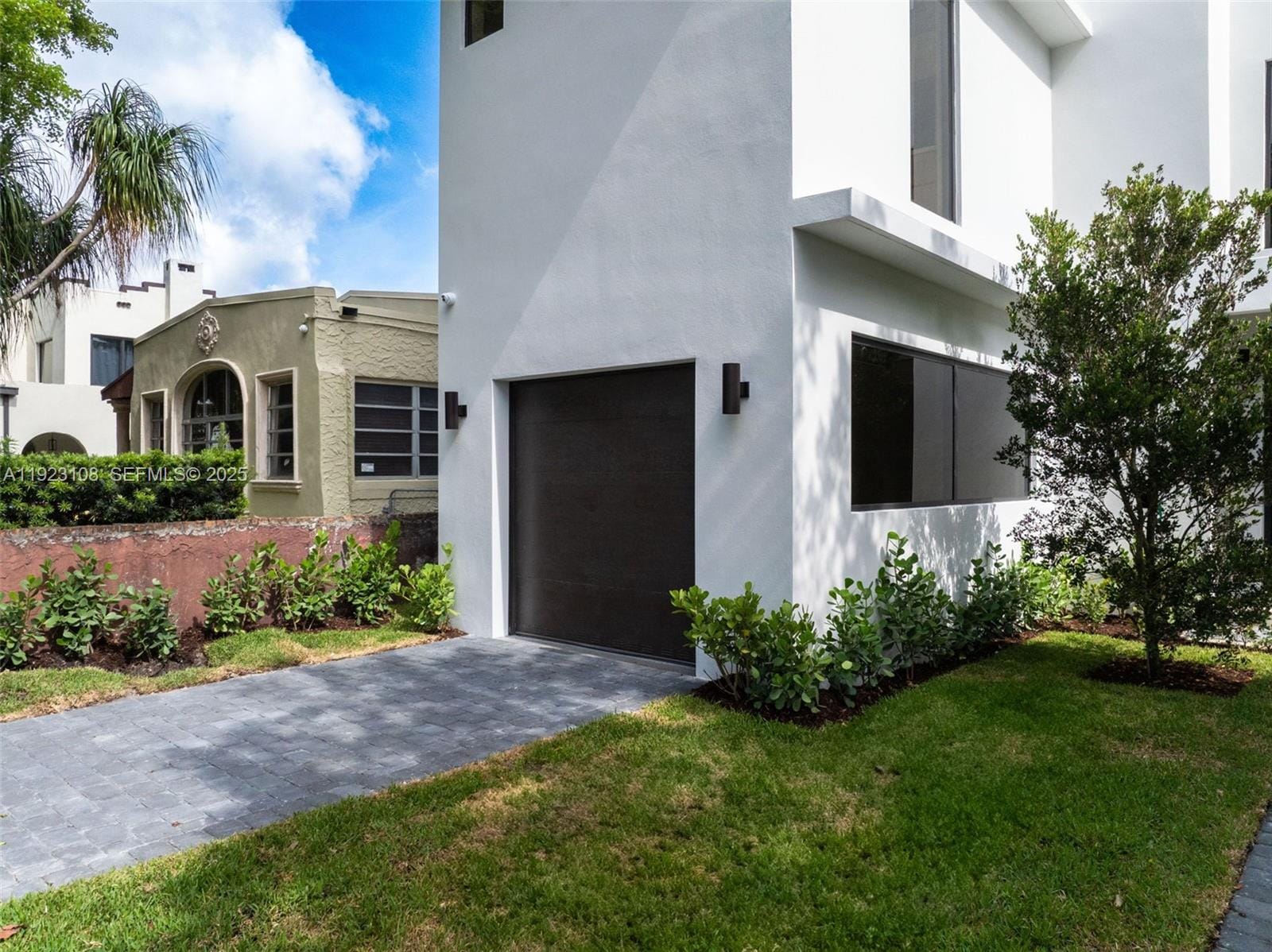 1513 SW 11th Terrace, Miami, FL 33135 photo 4