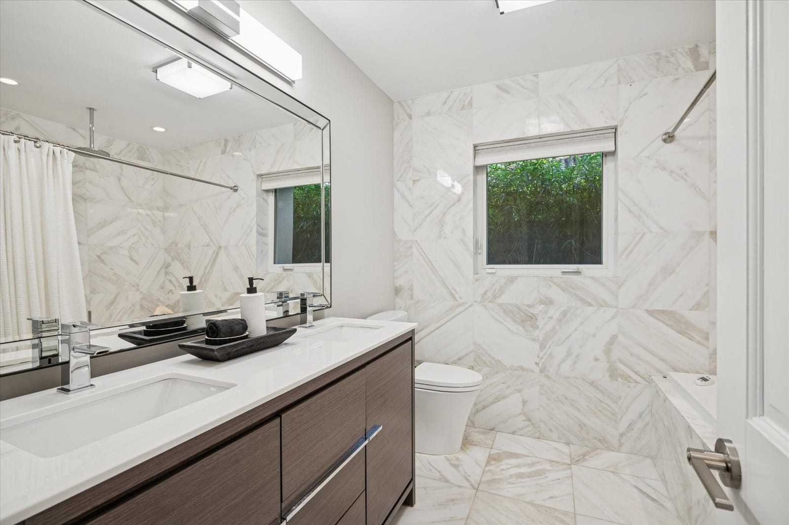 2131 NE 15th Terrace, Wilton Manors, FL 33305 photo 21