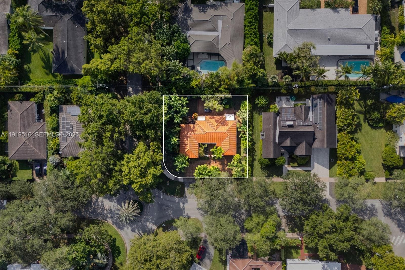 6520 San Vicente Street — photo 11