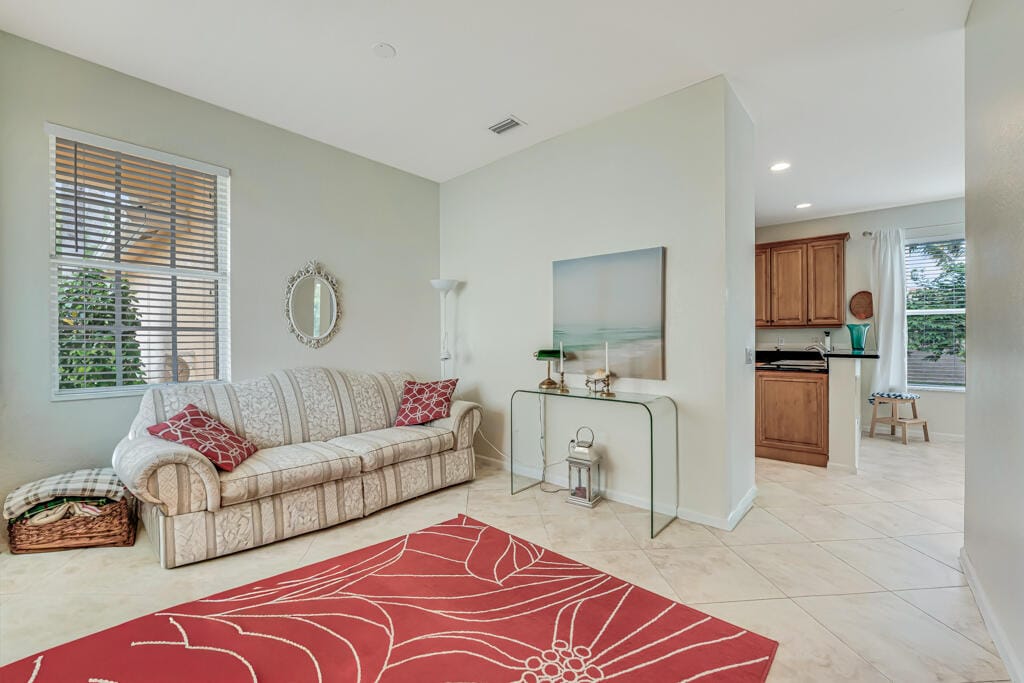 5402 Eastbay Drive — photo 11