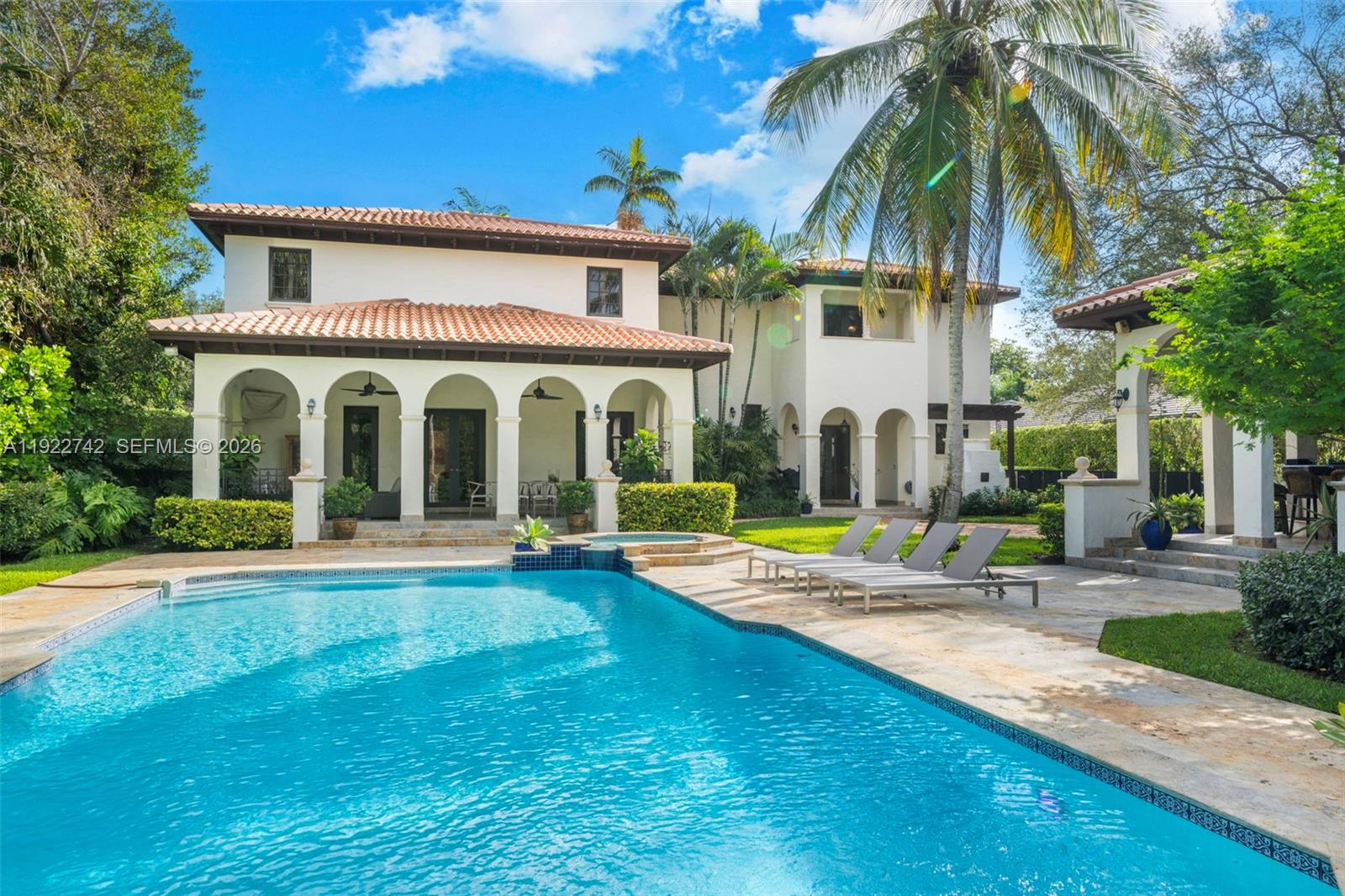 8800 SW 57 Avenue, Pinecrest, FL 33156, Pinecrest