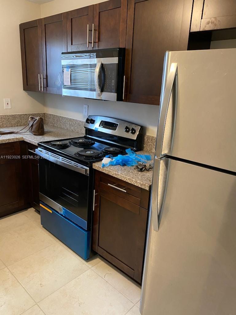 2416 NW 79th Terrace — photo 5