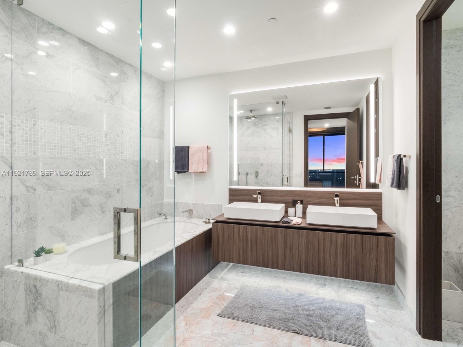 1000 Brickell Plaza PH5706, Miami, FL 33131 photo 13