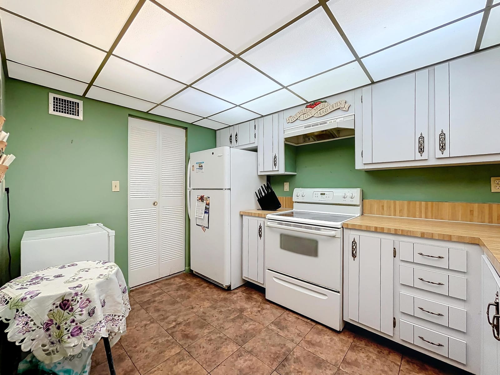 6080 NW 44th Street 408 — photo 9