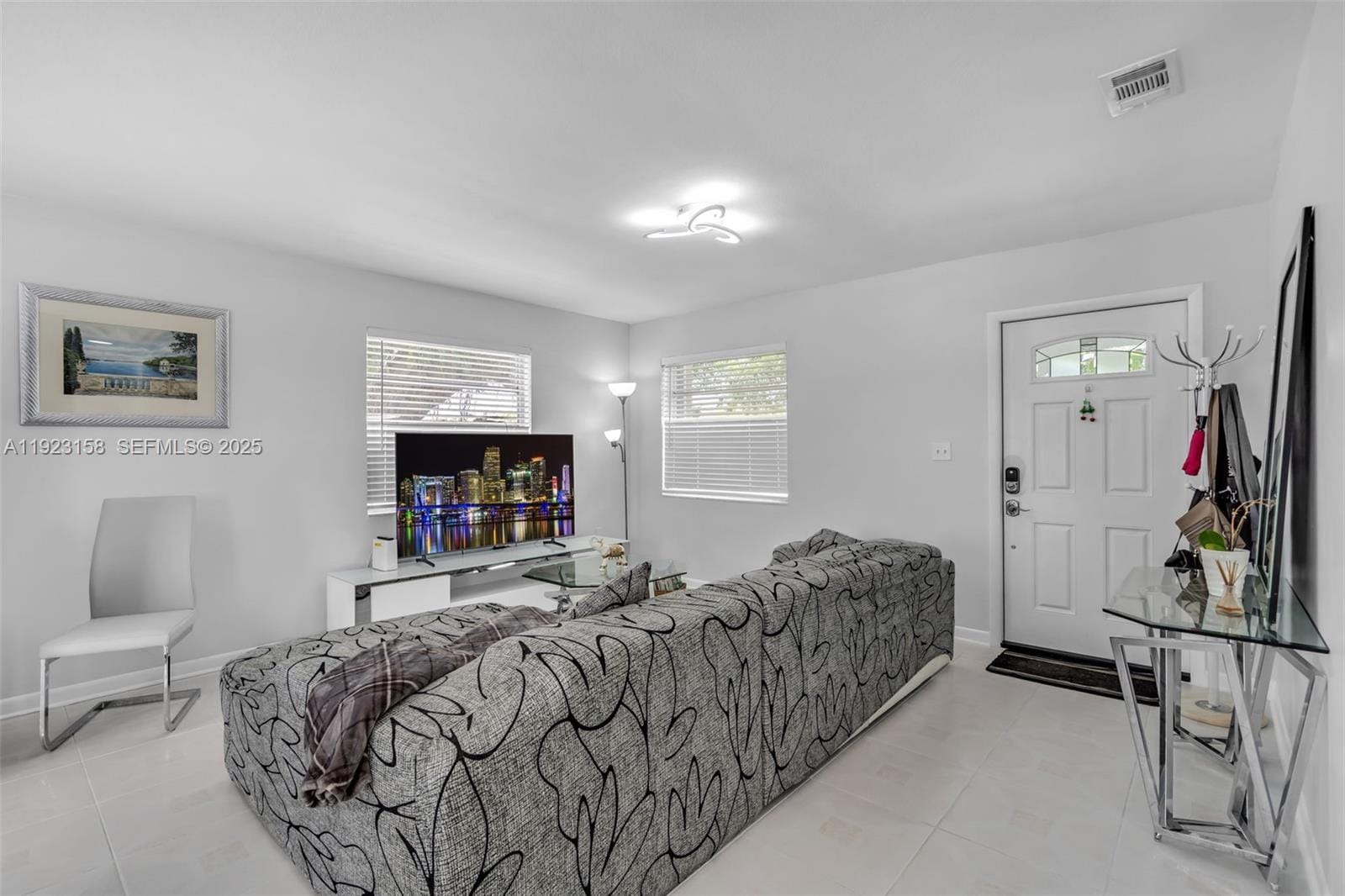 20000 SW 114th Avenue — photo 4