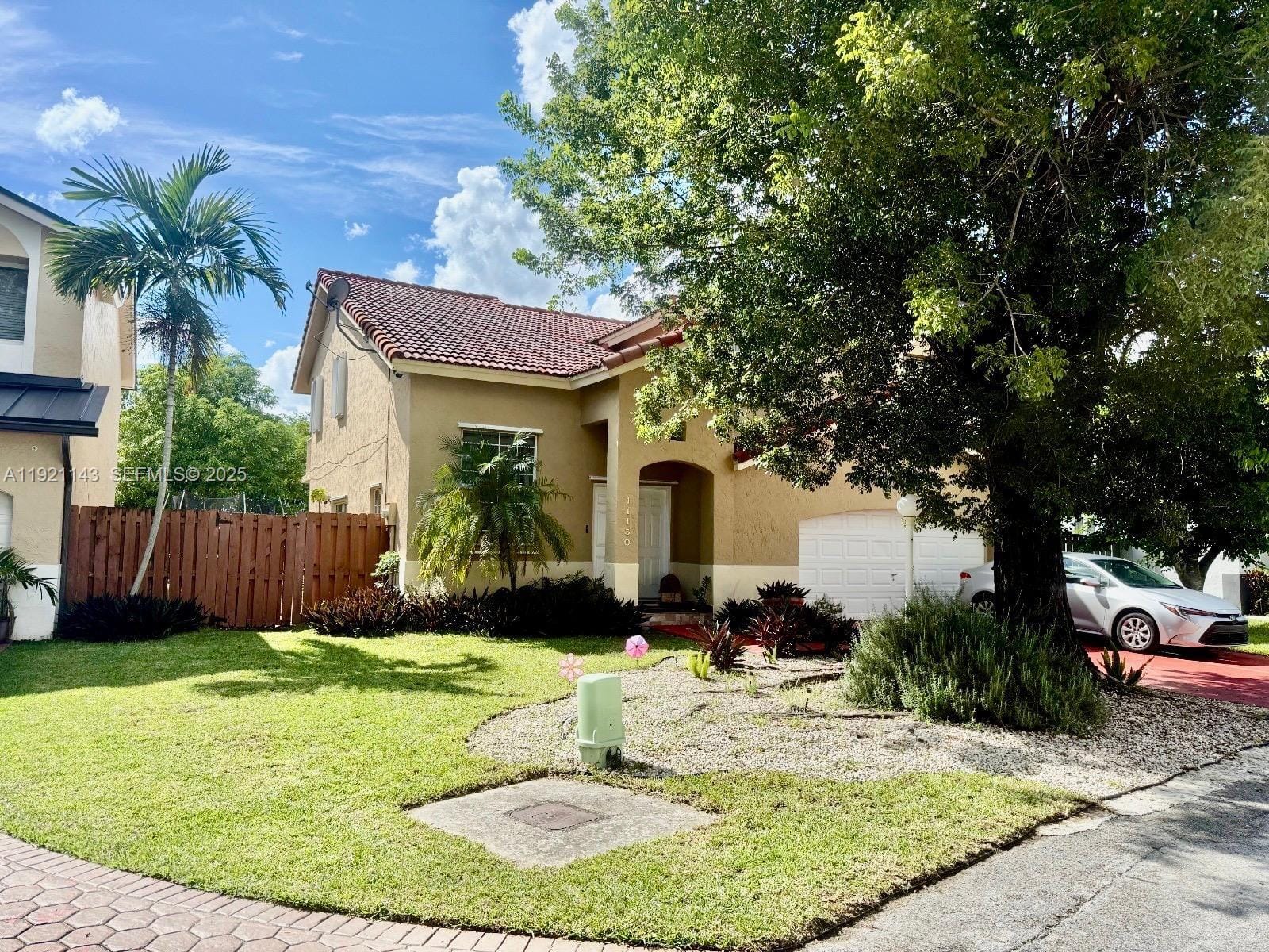 11150 SW 161st Place — photo 2