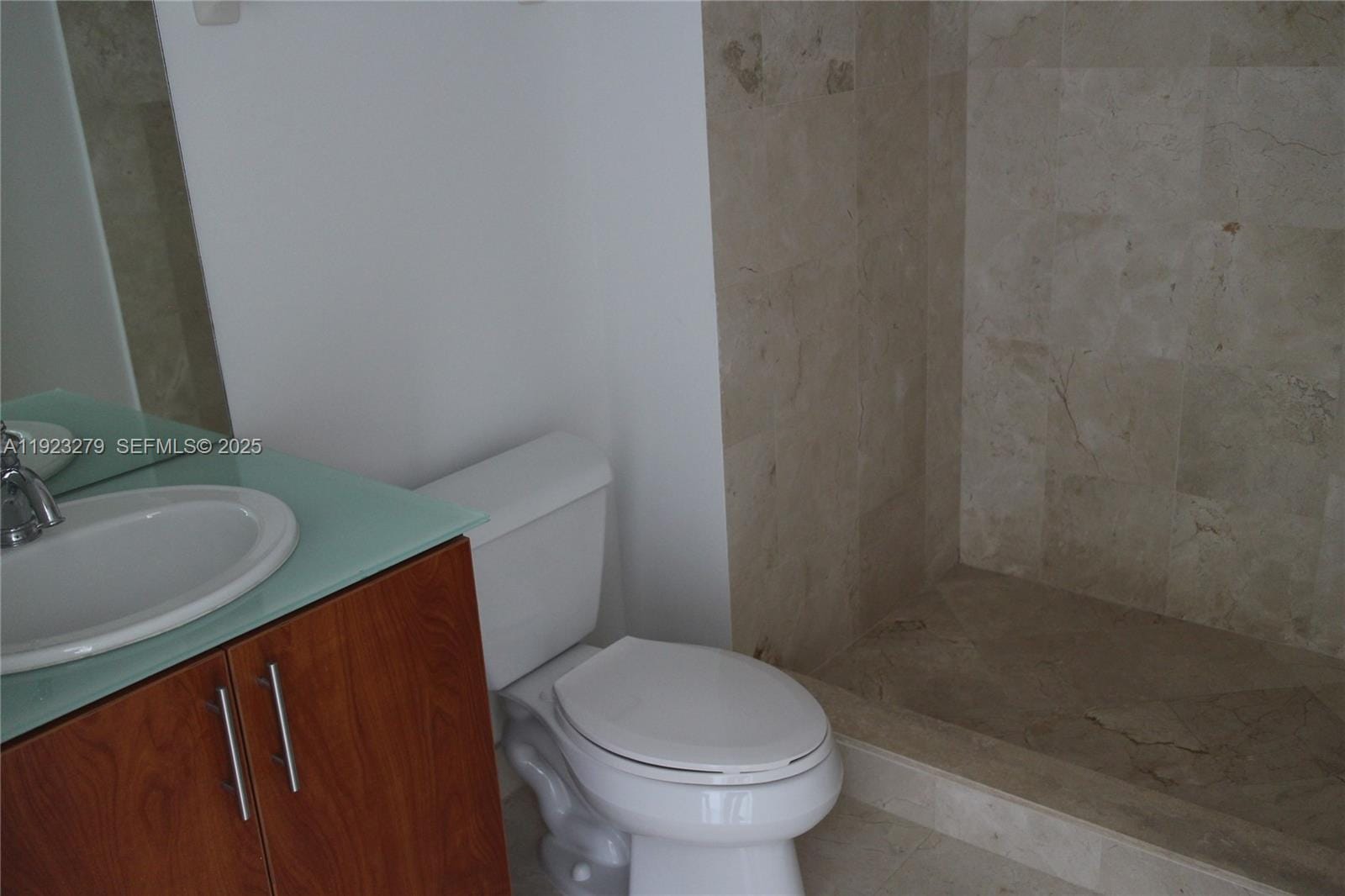 315 NE 3rd Avenue 2005, Fort Lauderdale, FL 33301 photo 7