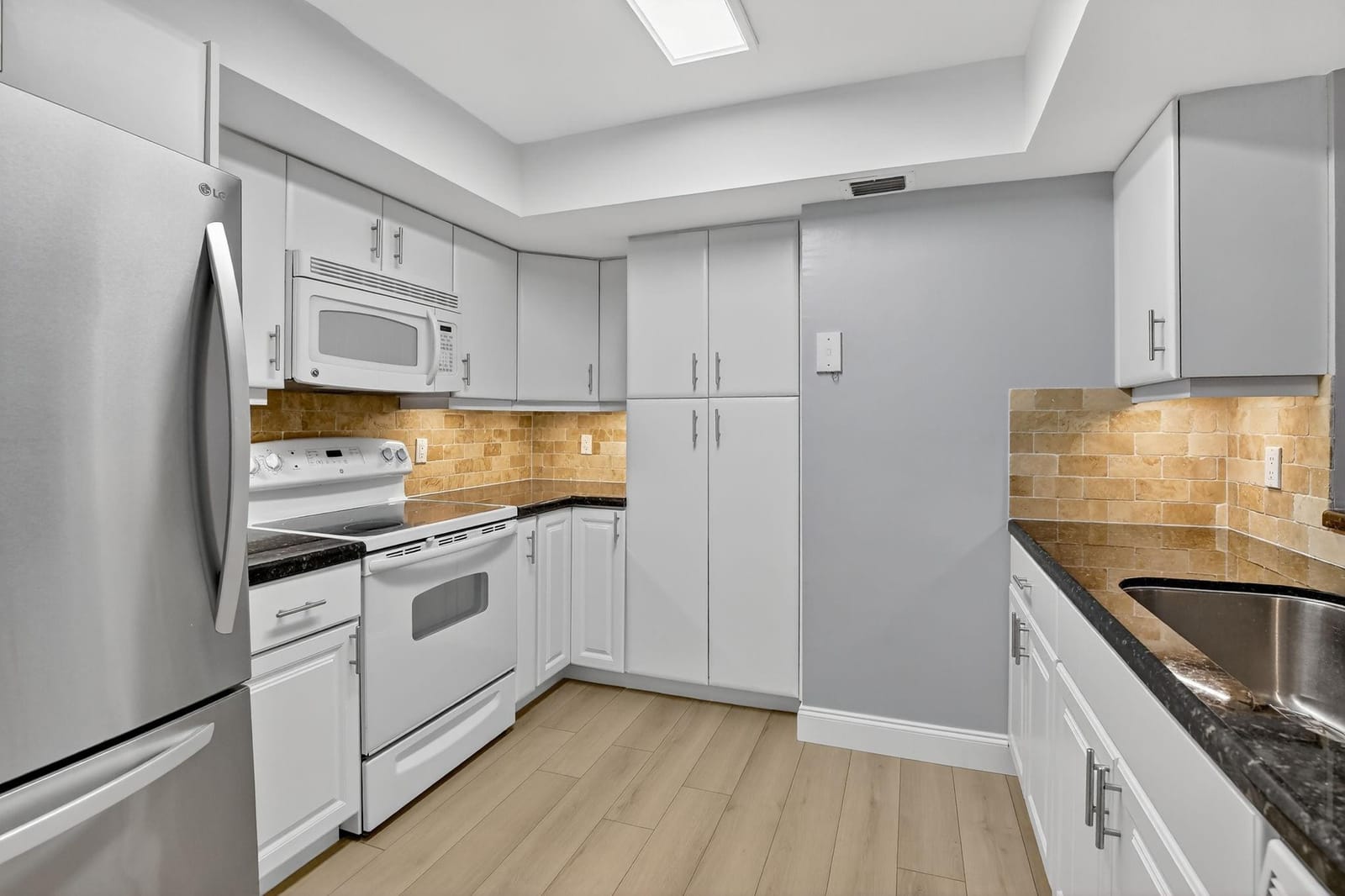 330 NW 69th Avenue 191, Plantation, FL 33317 photo 13