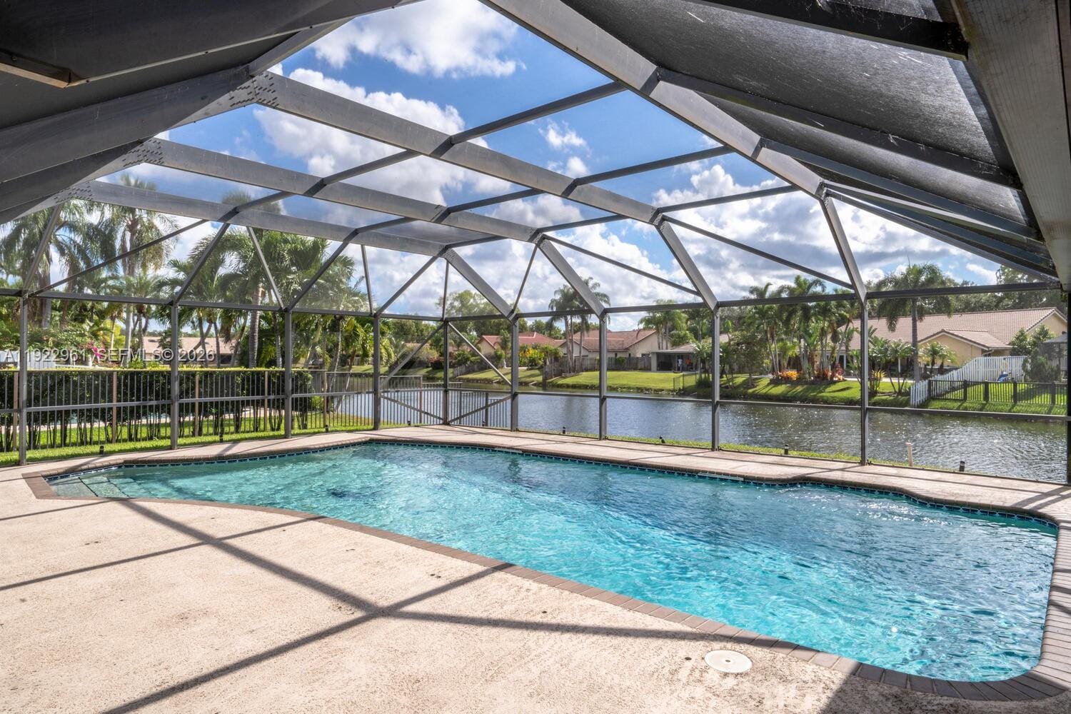 9272 NW 18th Street, Plantation, FL 33322