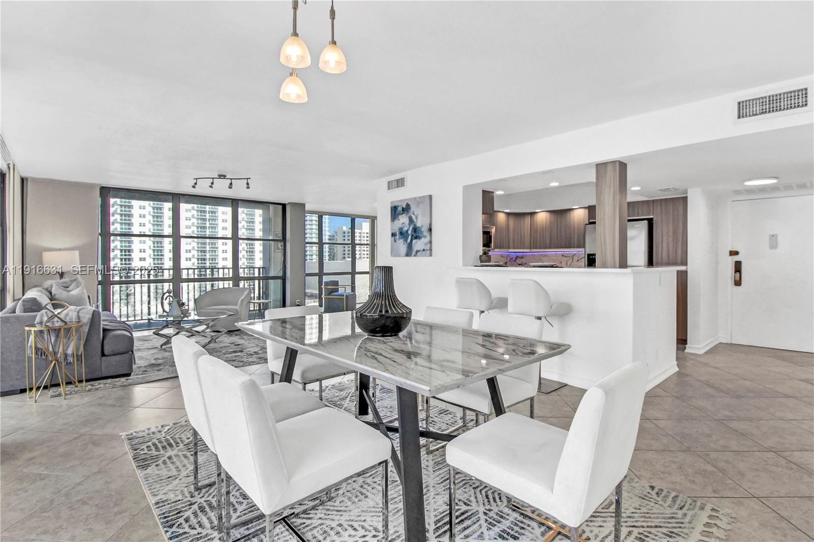 800 Parkview Drive 821 — photo 11