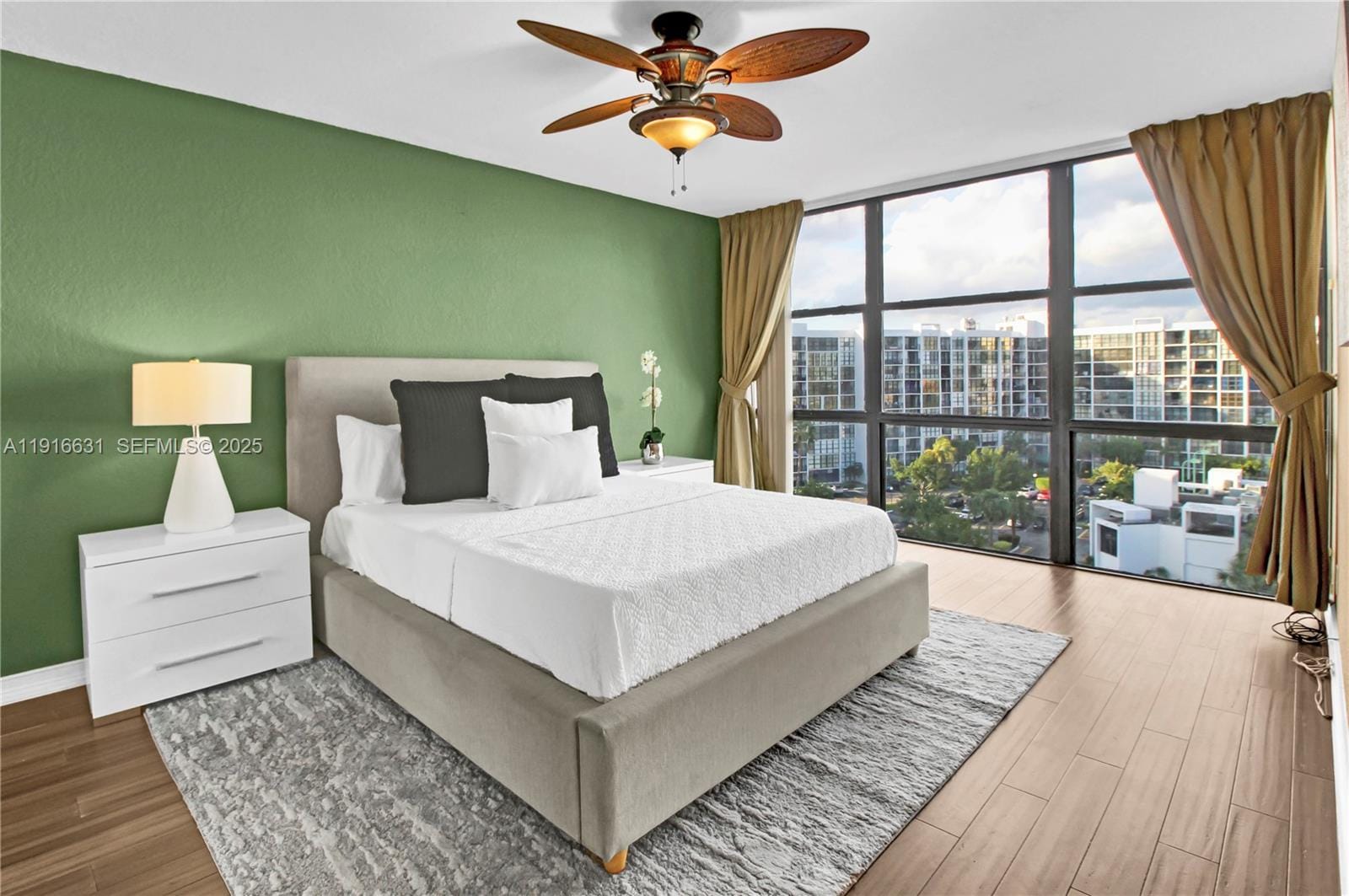 800 Parkview Drive 821, Hallandale Beach, FL 33009 photo 20