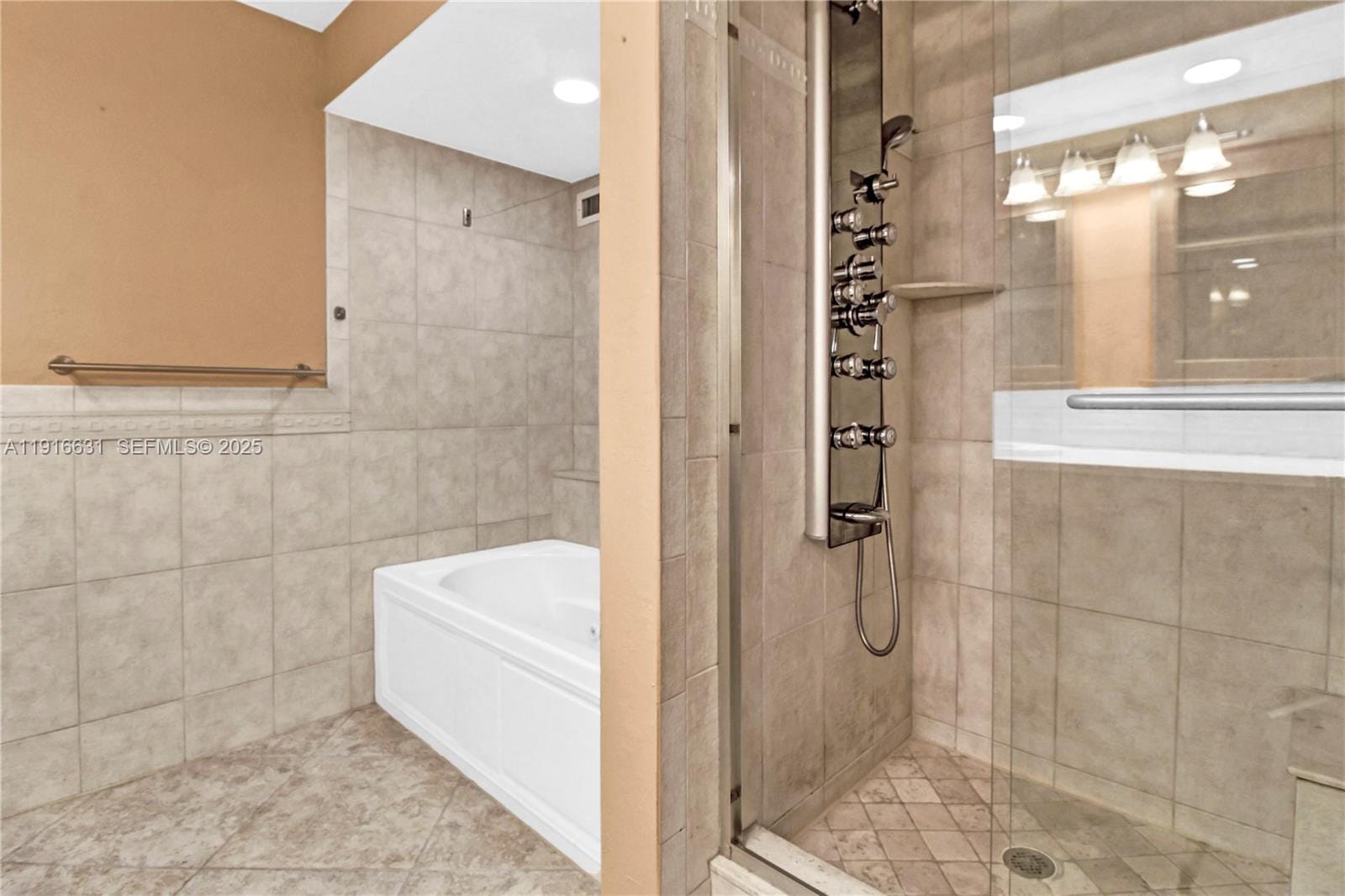 800 Parkview Drive 821, Hallandale Beach, FL 33009 photo 26