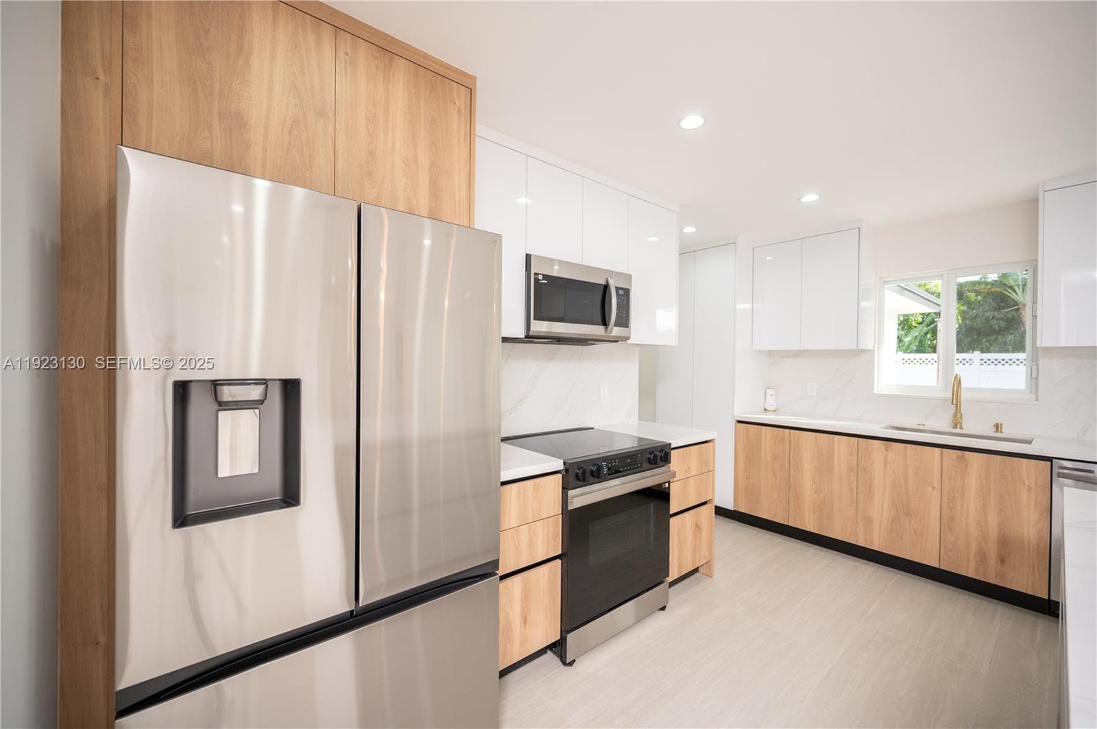 7928 Miramar Boulevard — photo 12
