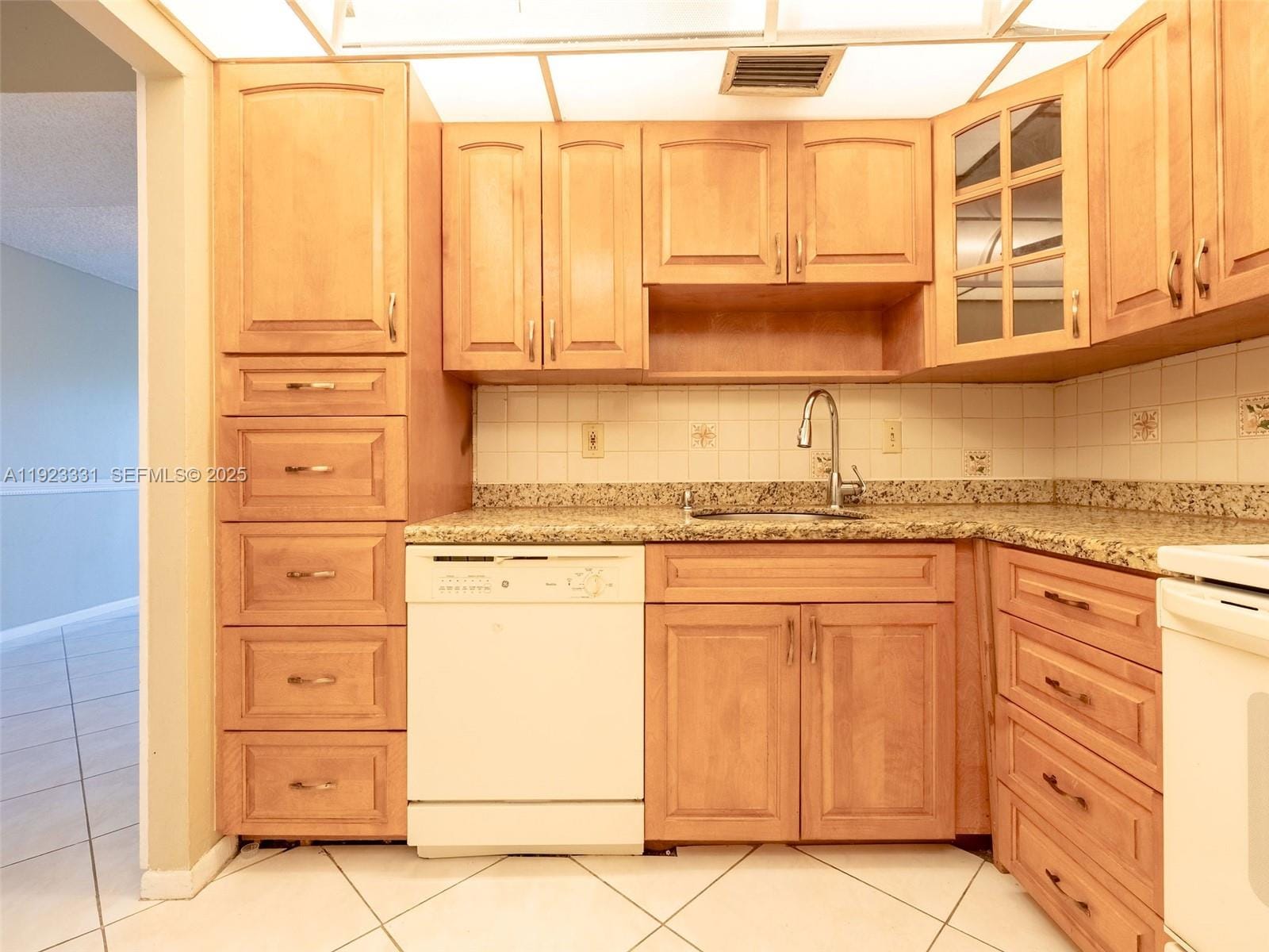 6600 Cypress Road 406, Plantation, FL 33317 photo 6