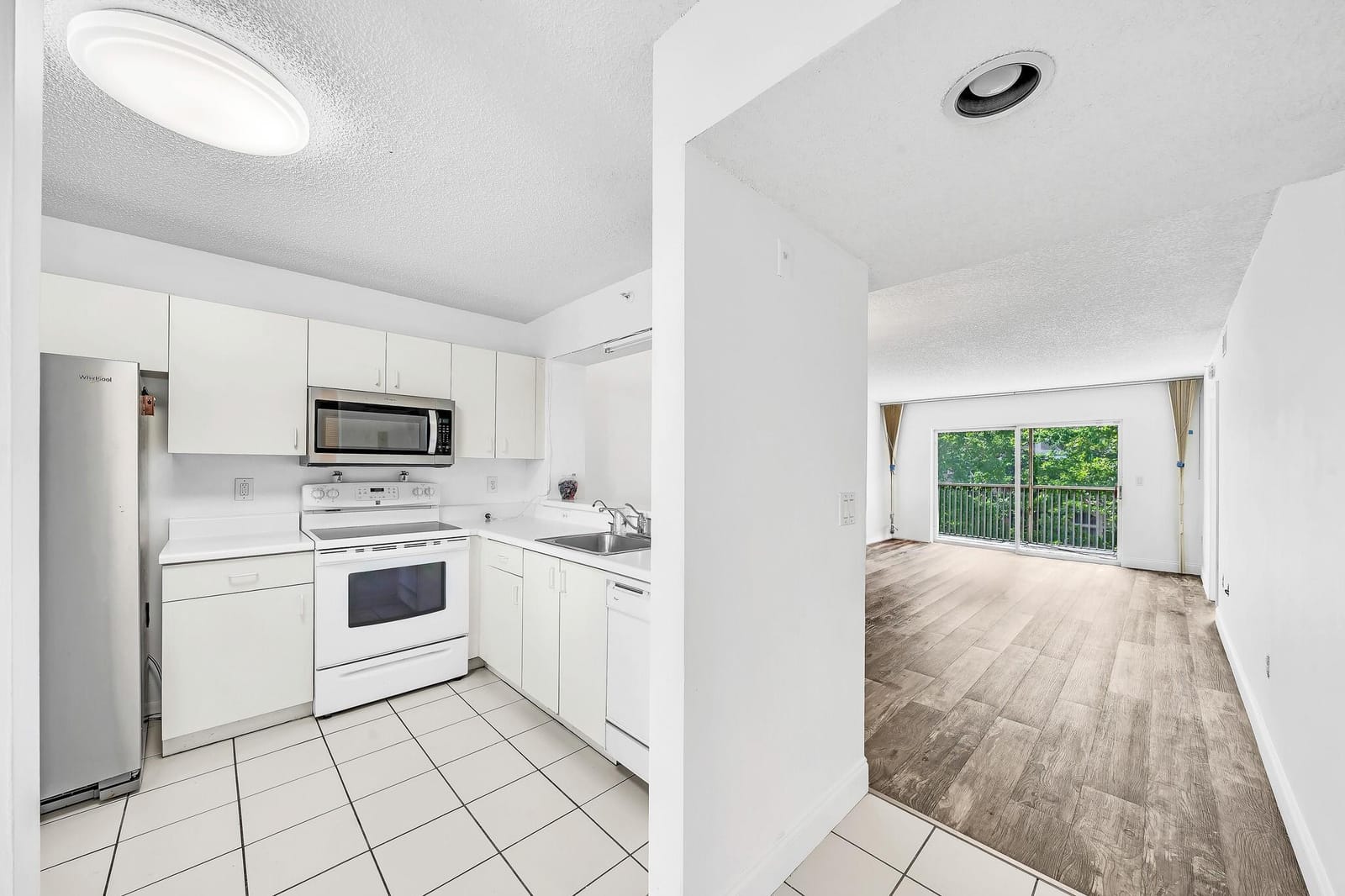 9580 Weldon Circle 408k — photo 8