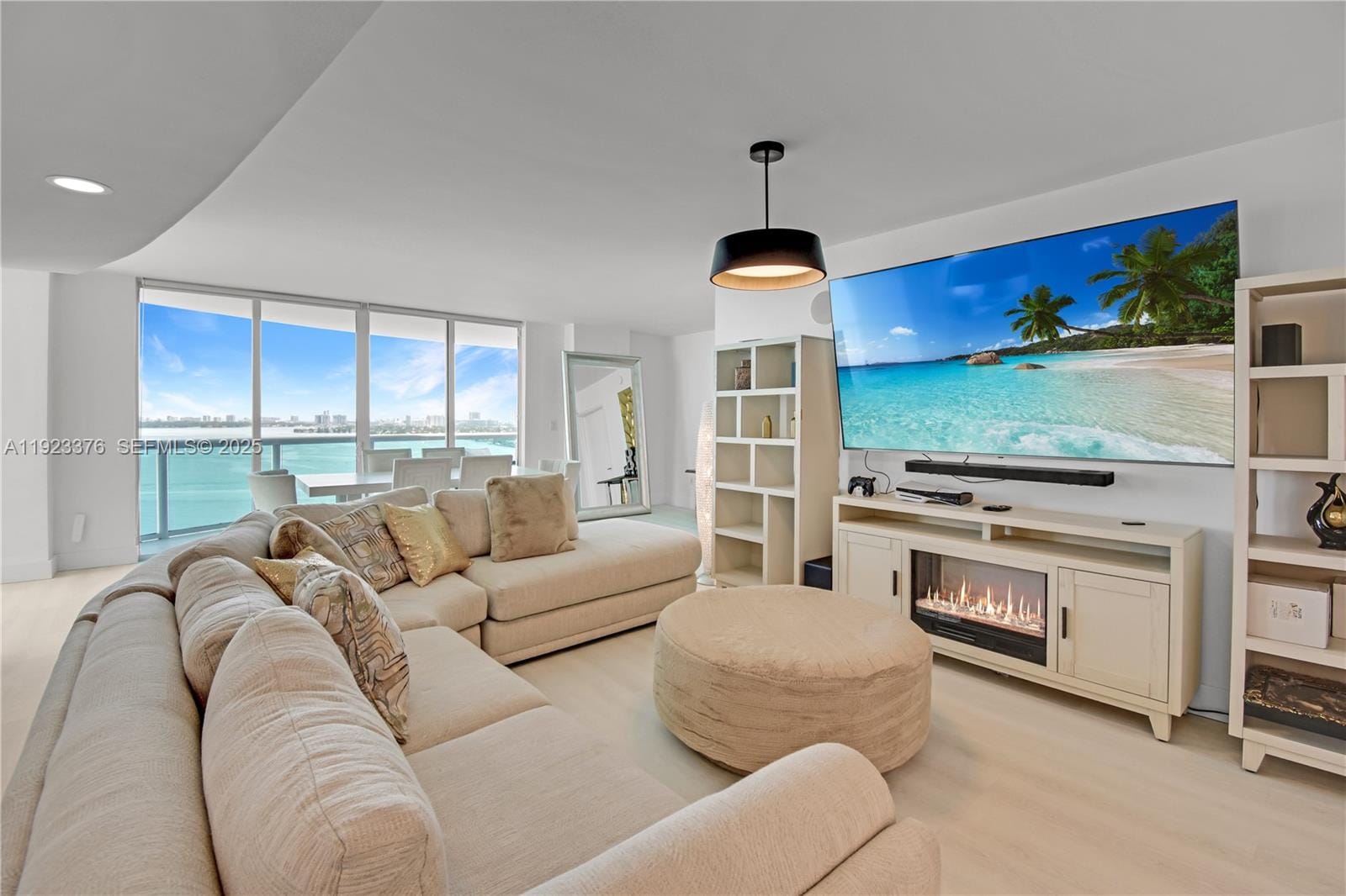 1800 N Bayshore Drive 2201, Miami, FL 33132 photo 1
