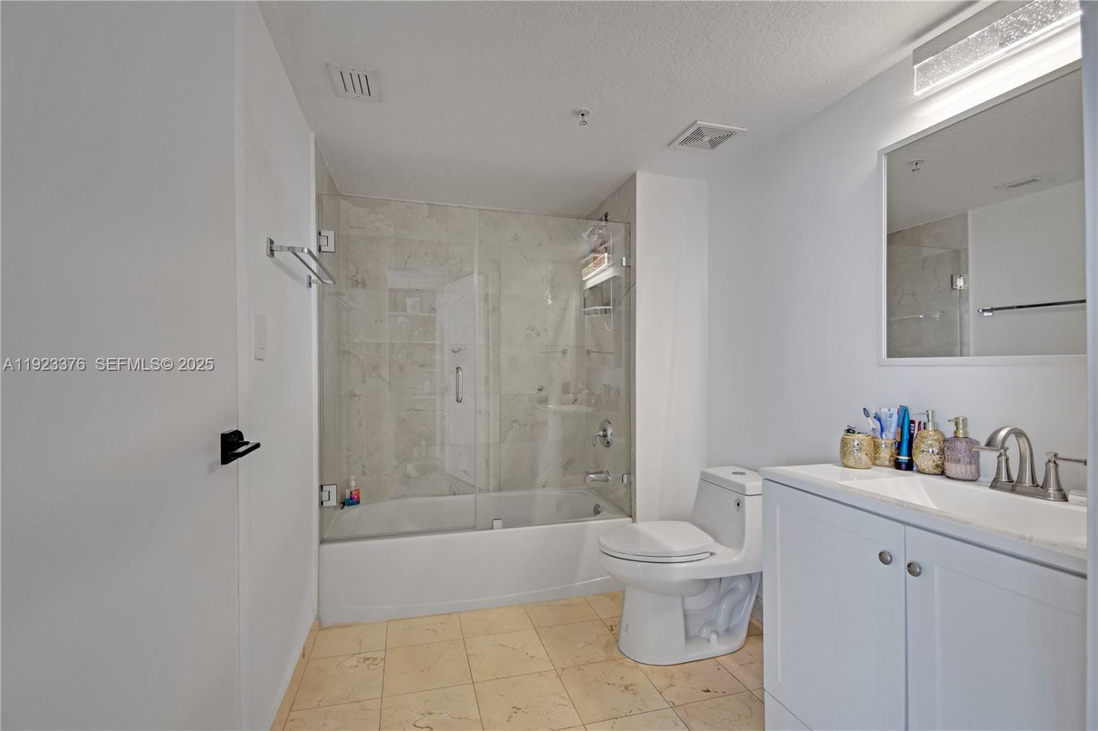 1800 N Bayshore Drive 2201, Miami, FL 33132 photo 19