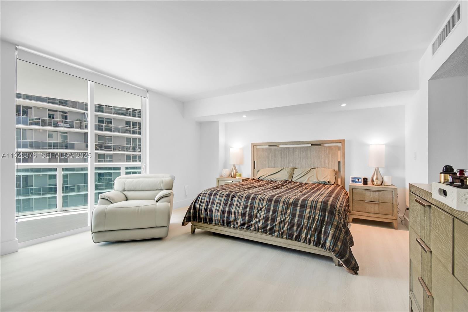 1800 N Bayshore Drive 2201, Miami, FL 33132 photo 20