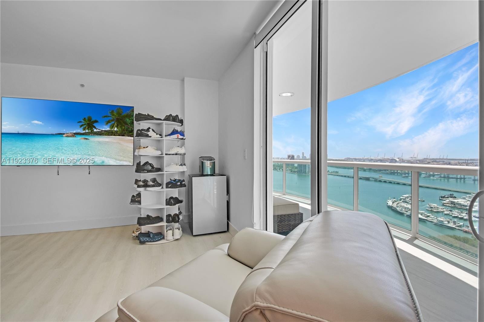 1800 N Bayshore Drive 2201, Miami, FL 33132 photo 22