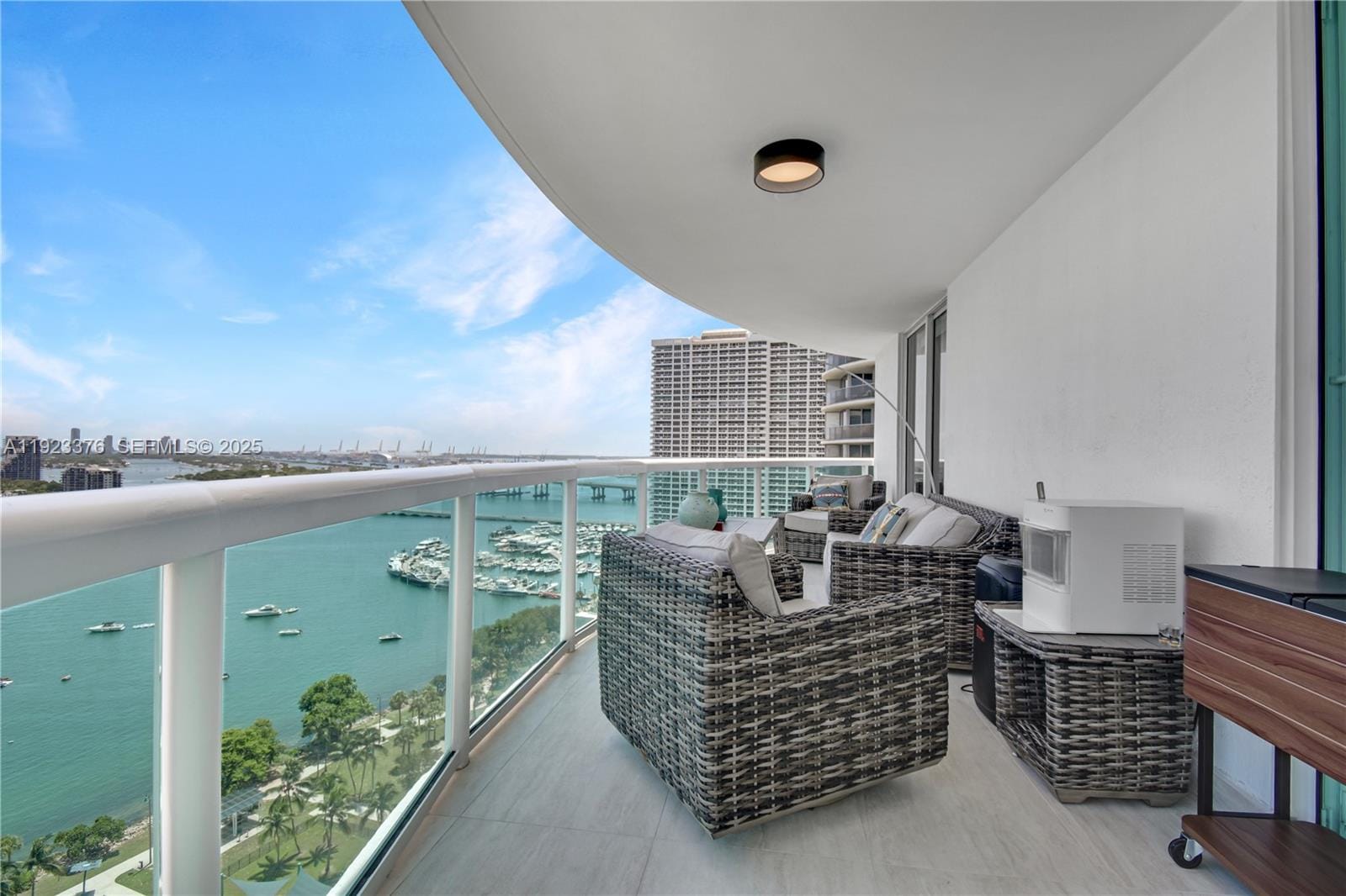 1800 N Bayshore Drive 2201, Miami, FL 33132 photo 28