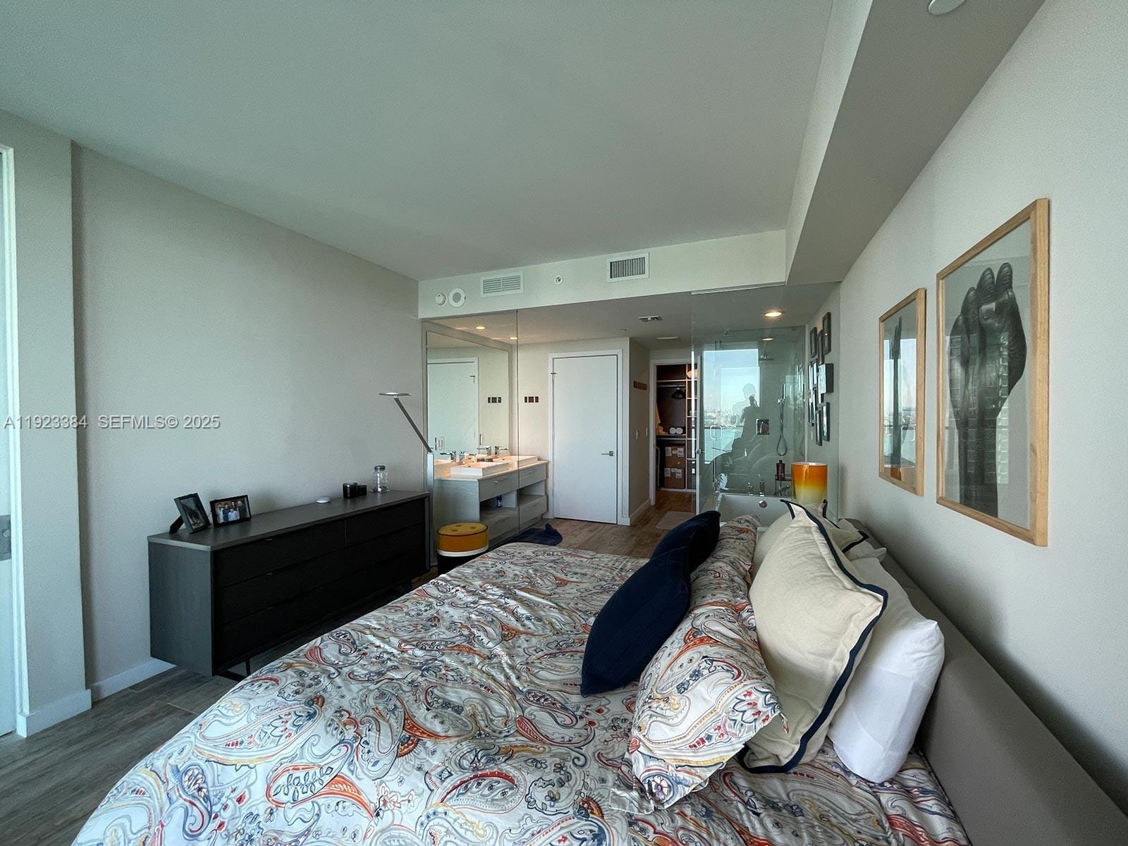 650 NE 32nd Street 3005 — photo 11