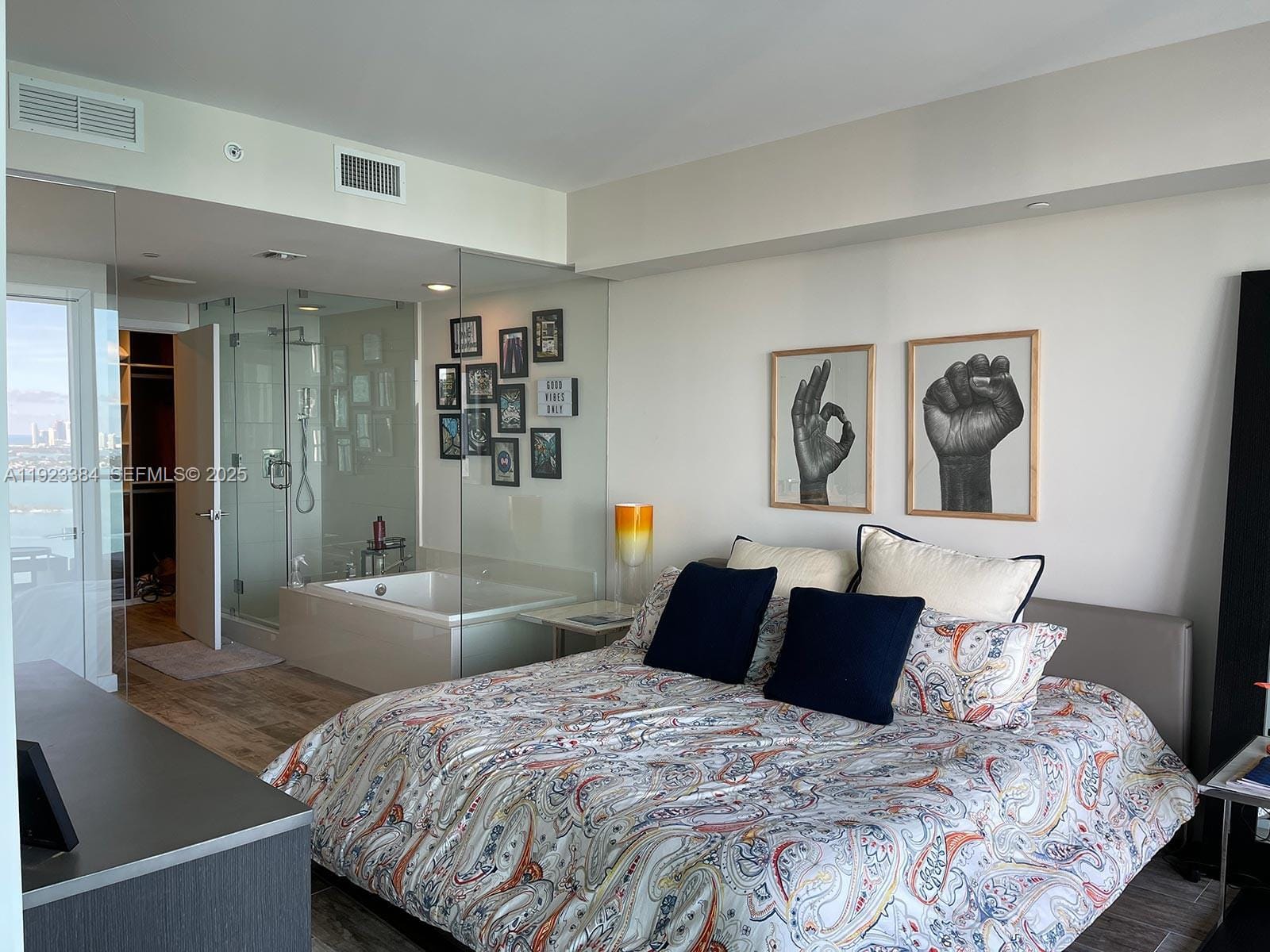 650 NE 32nd Street 3005 — photo 10