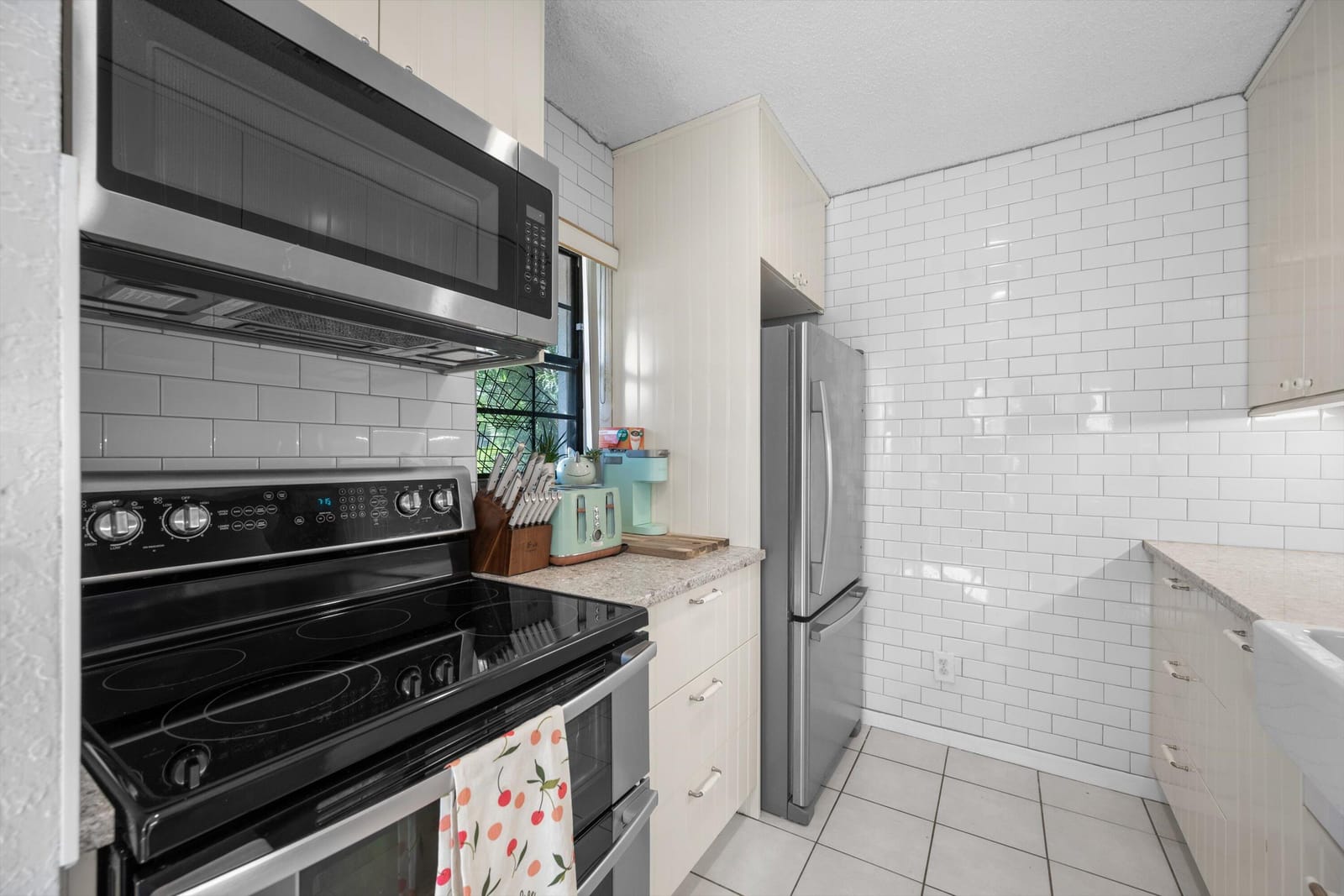 197 SE 1st Circle 15b, Boynton Beach, FL 33435 photo 14