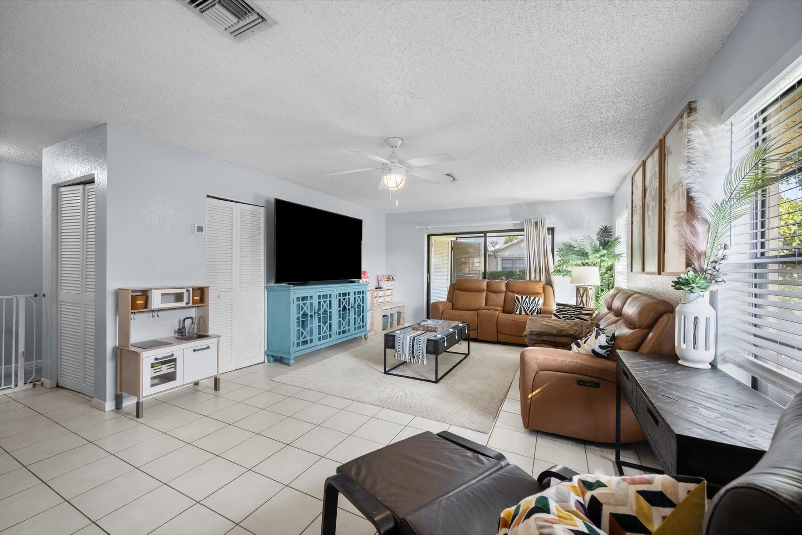 197 SE 1st Circle 15b — photo 6