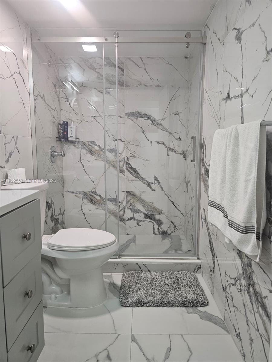 8411 NW 8th Street 111, Miami, FL 33126 photo 24