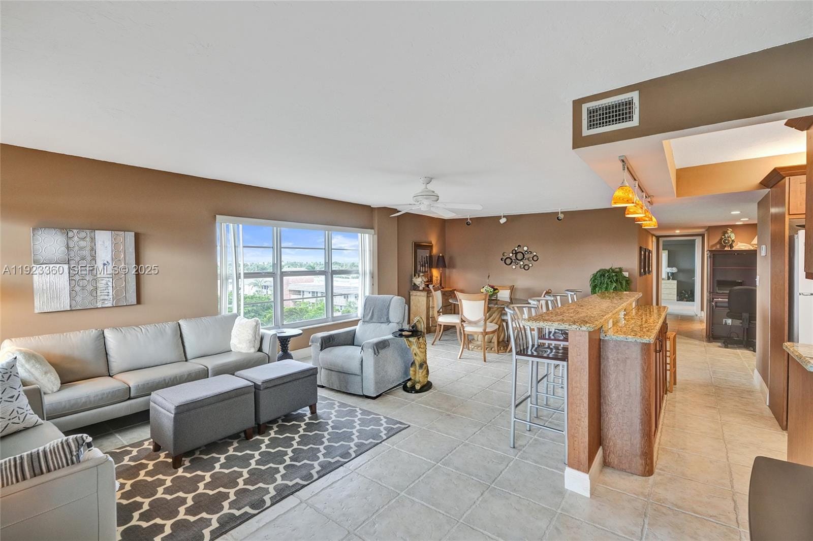 5100 Dupont Boulevard 6M — photo 4