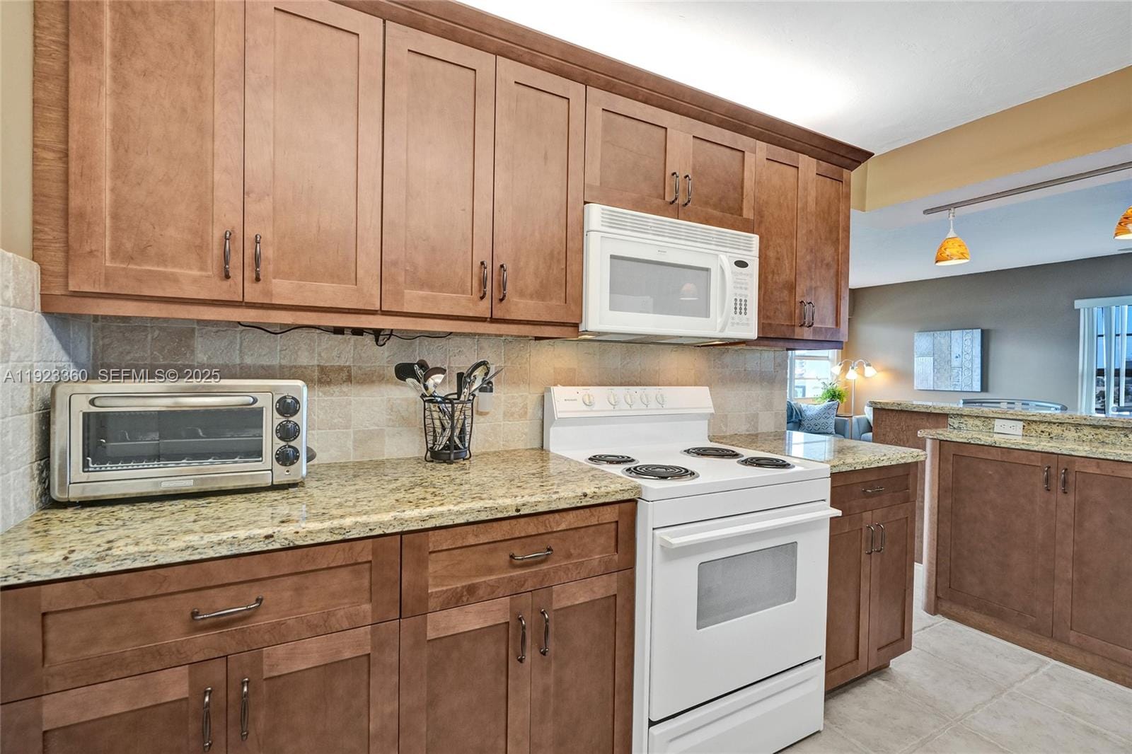 5100 Dupont Boulevard 6M — photo 9