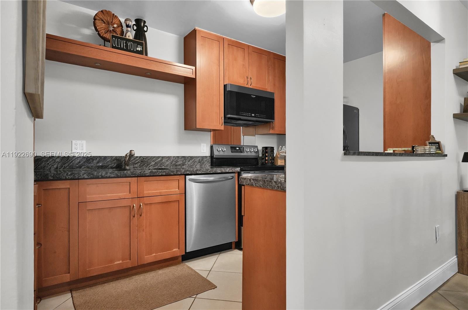 7963 SW 104th Street 110A, Miami, FL 33156 photo 3
