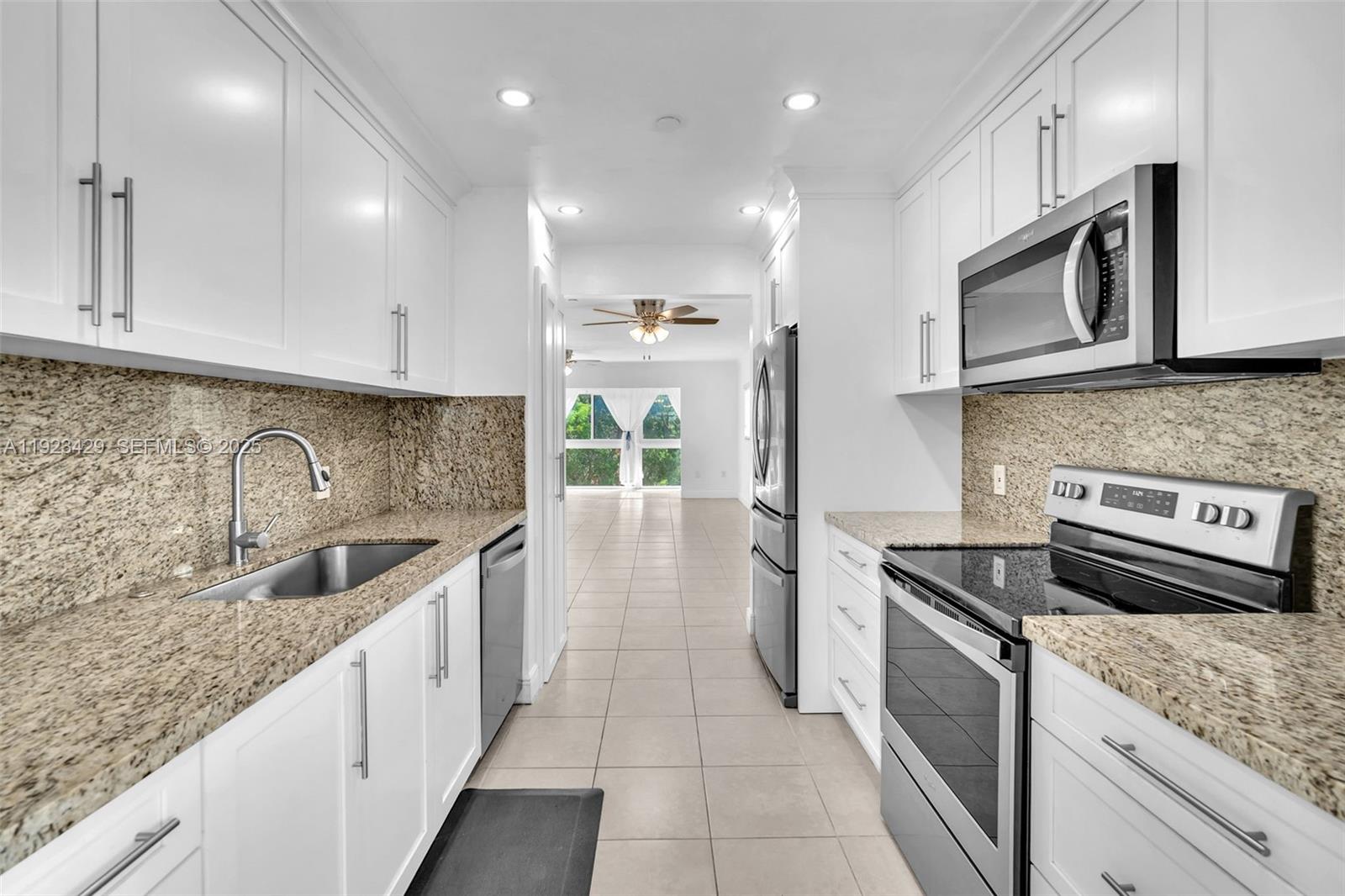 701 SW 142nd Avenue 414S, Pembroke Pines, FL 33027, Pembroke Pines