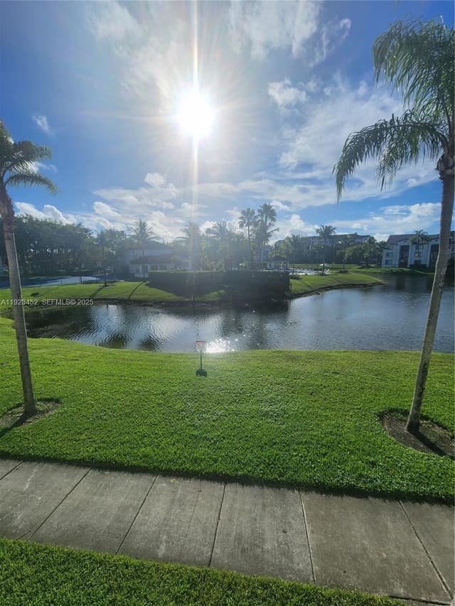 4540 NW 107th Avenue 204-11, sold in Enclave At Doral Condo No, Doral, FL