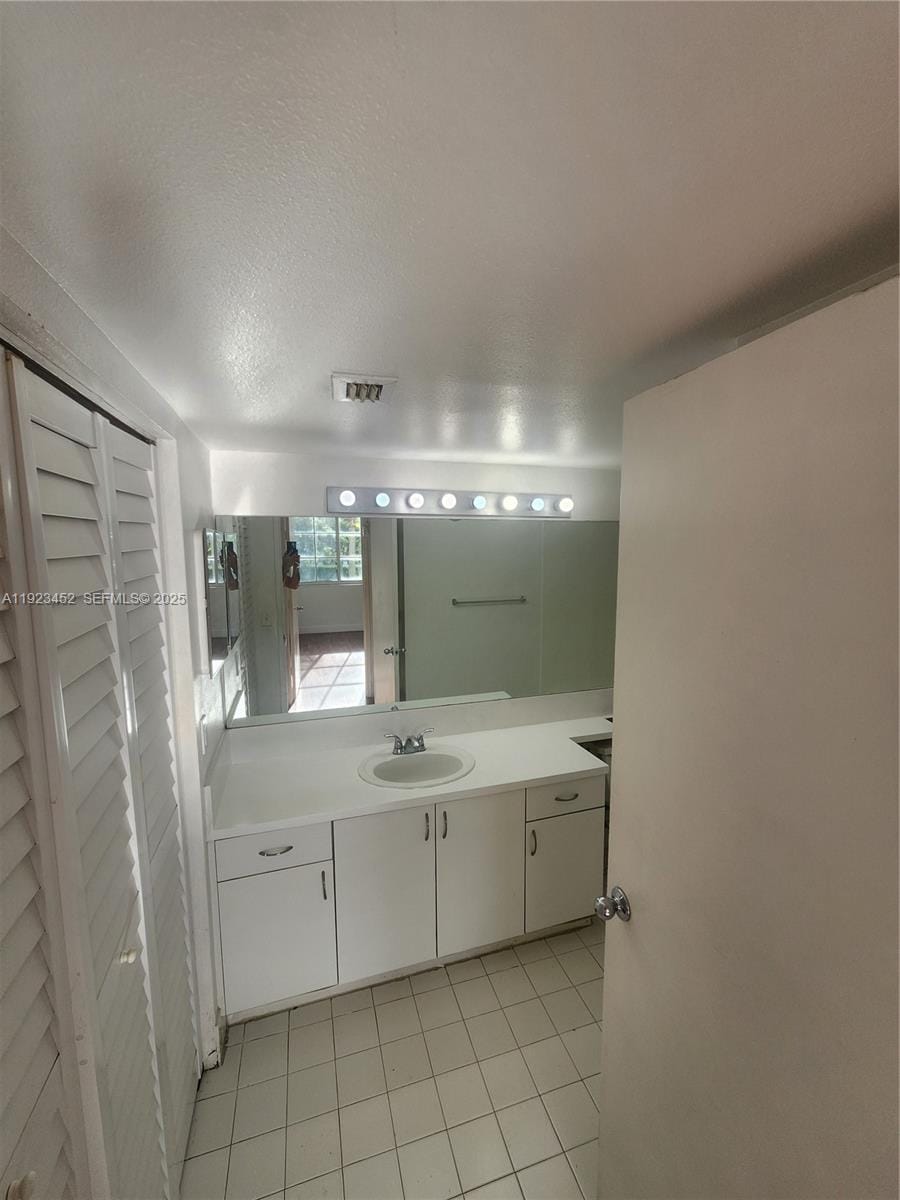 4540 NW 107th Avenue 204-11, Doral, FL 33178 photo 5