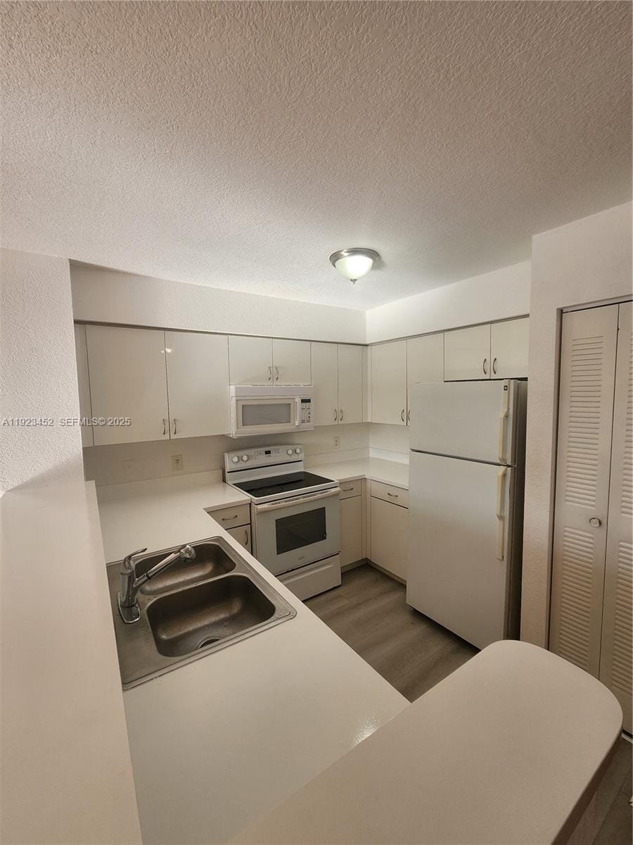 4540 NW 107th Avenue 204-11, Doral, FL 33178 photo 3