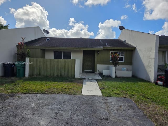 12412 SW 112th Terrace, Miami, FL 33186